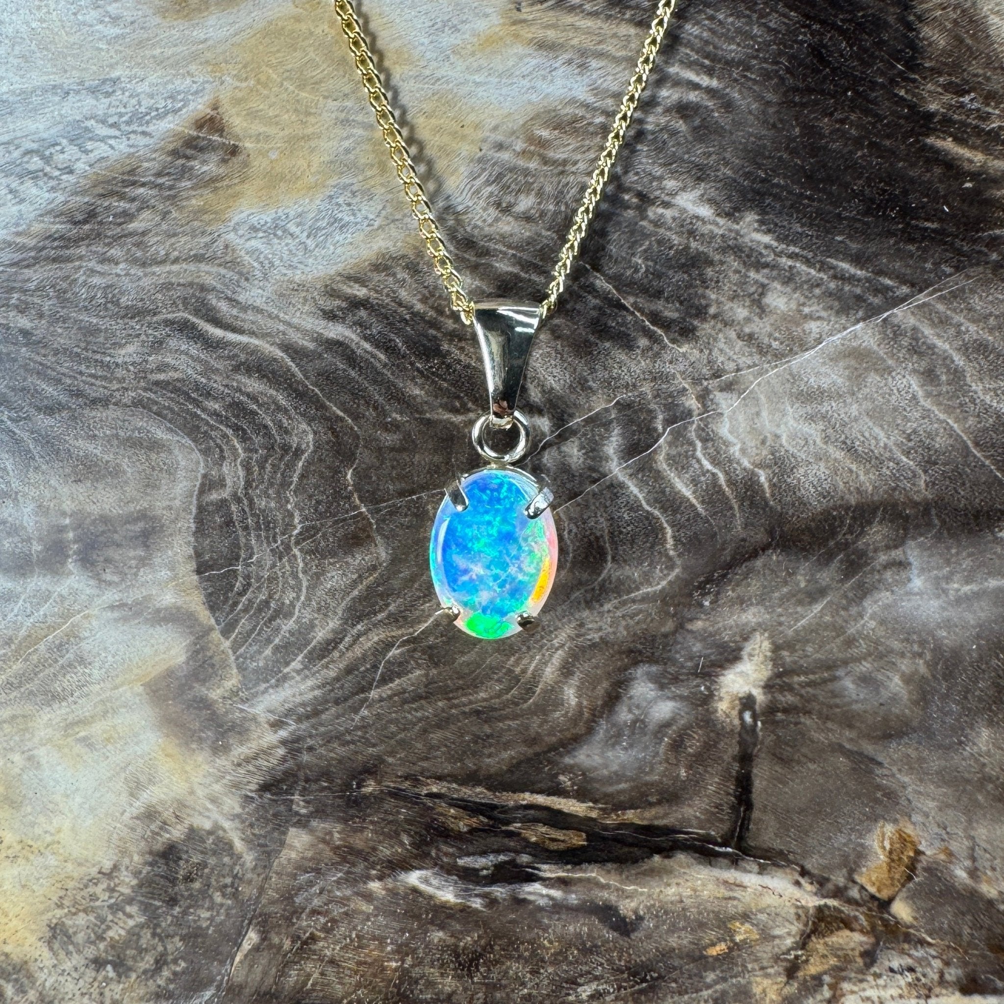 Summer Vibe ~ 9ct Solid Gold 0.7ct Lightning Ridge Crystal Opal Pendant