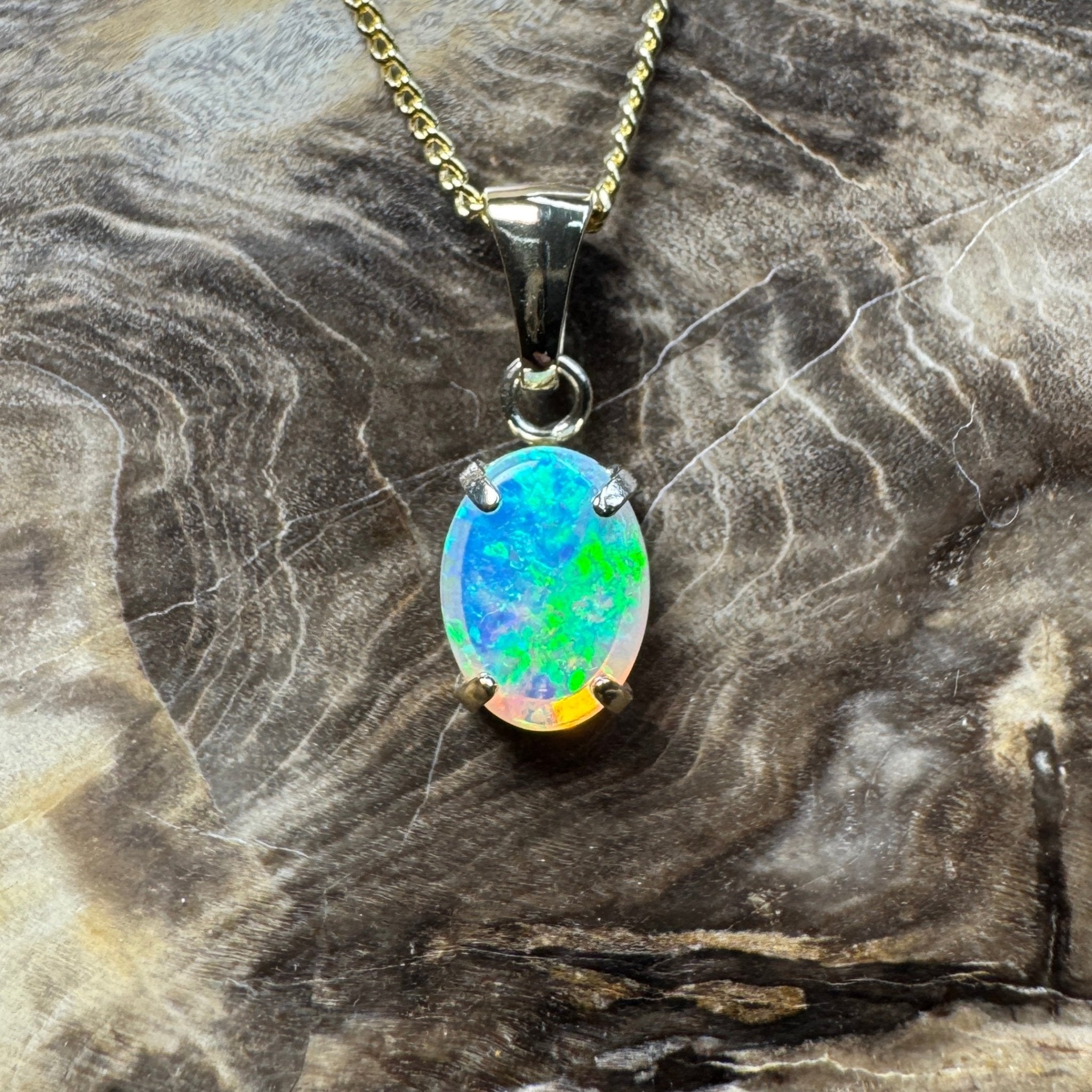 Summer Vibe ~ 9ct Solid Gold 0.7ct Lightning Ridge Crystal Opal Pendant