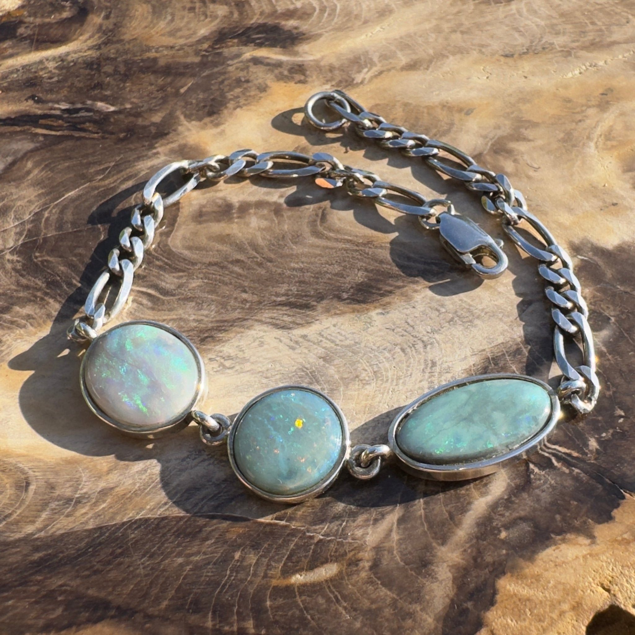 Tasman Trifecta Glow - 8ct Lightning Ridge Opal 925 Silver Bracelet