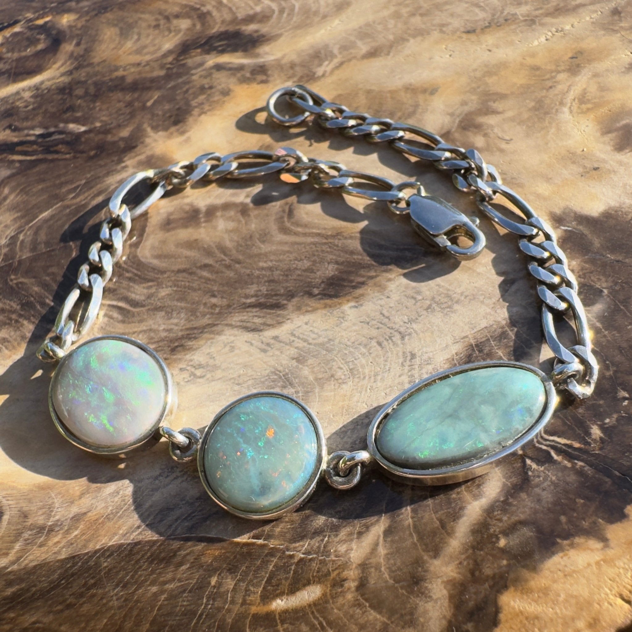 Tasman Trifecta Glow - 8ct Lightning Ridge Opal 925 Silver Bracelet