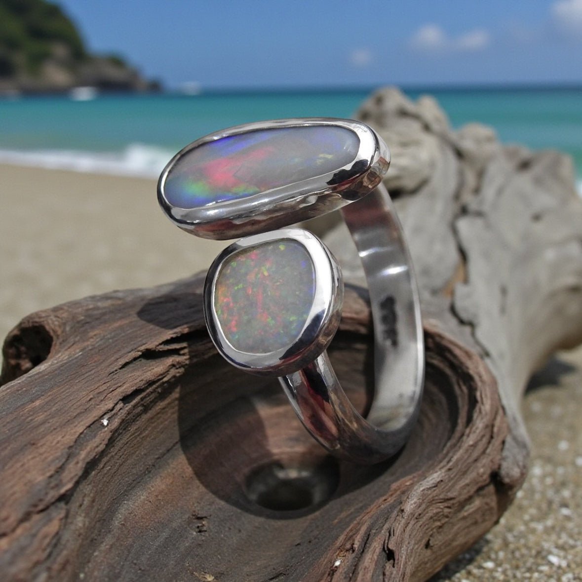 Tasman Twinlight – 1.8ct Solid Lightning Ridge Opal 925 Sterling Silver Ring