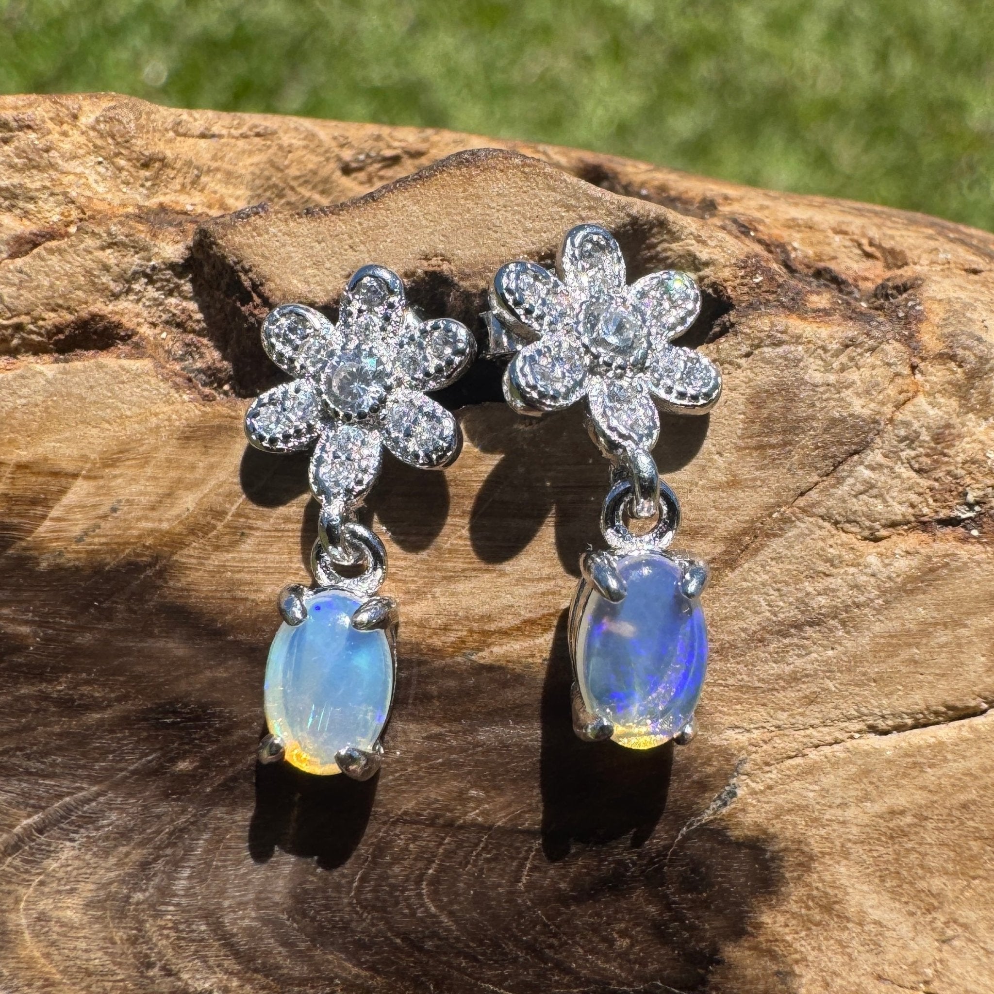 Tathra Horizon - 0.6ct Lightning Ridge Opal 925 Silver Earrings