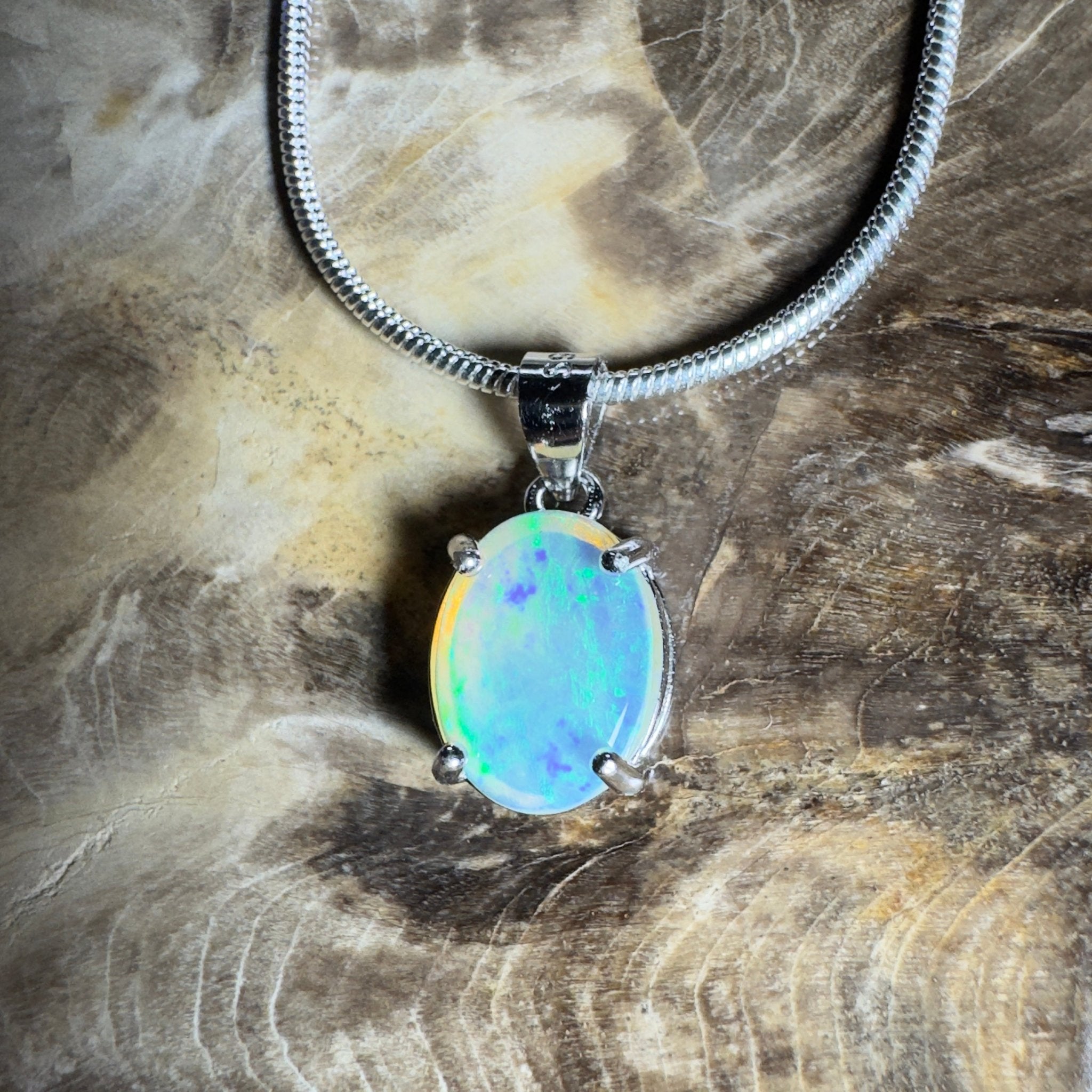 The Bungle Bungle Twist ~ 1ct Lightning Ridge Crystal Opal 925 Silver Pendant