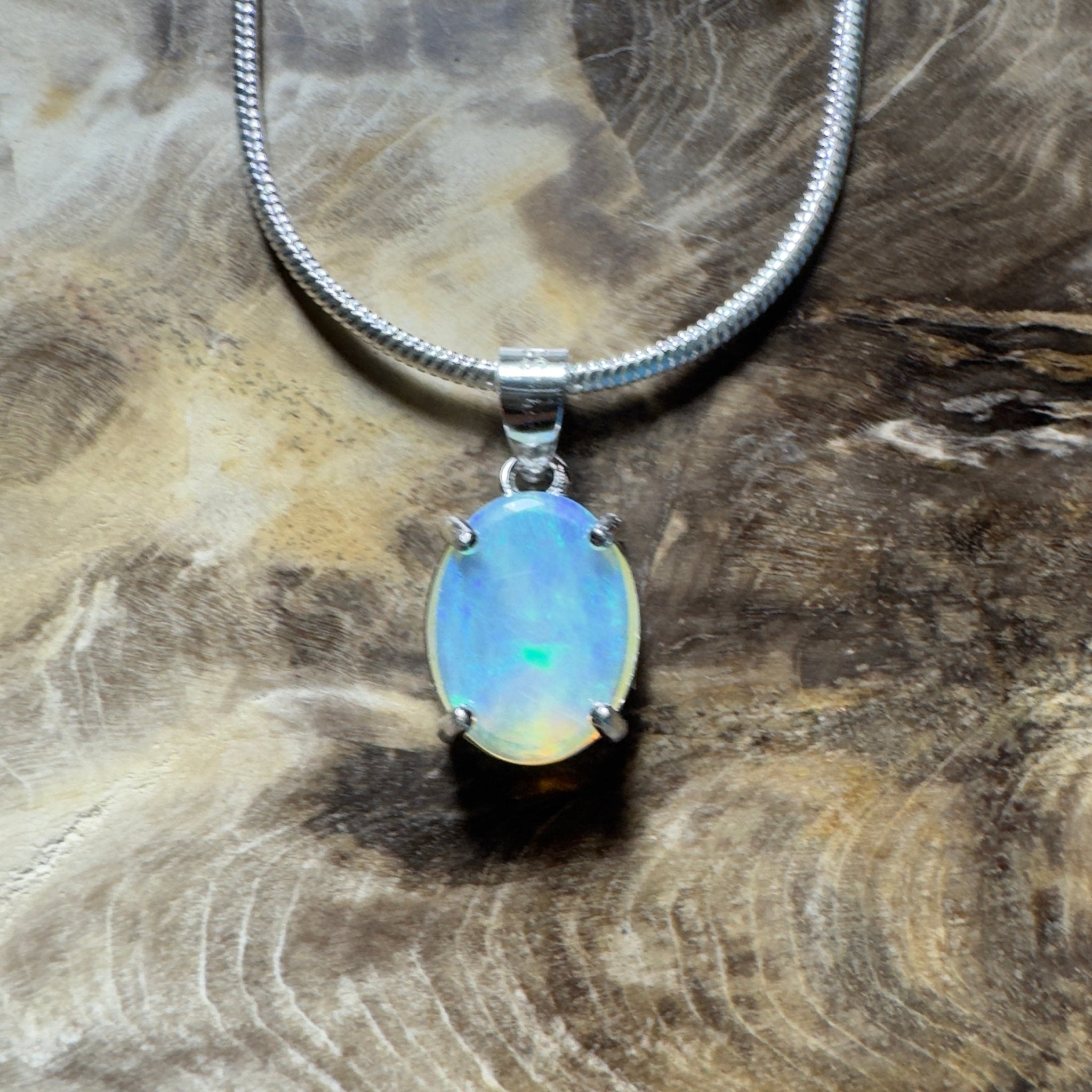 The Bungle Bungle Twist ~ 1ct Lightning Ridge Crystal Opal 925 Silver Pendant