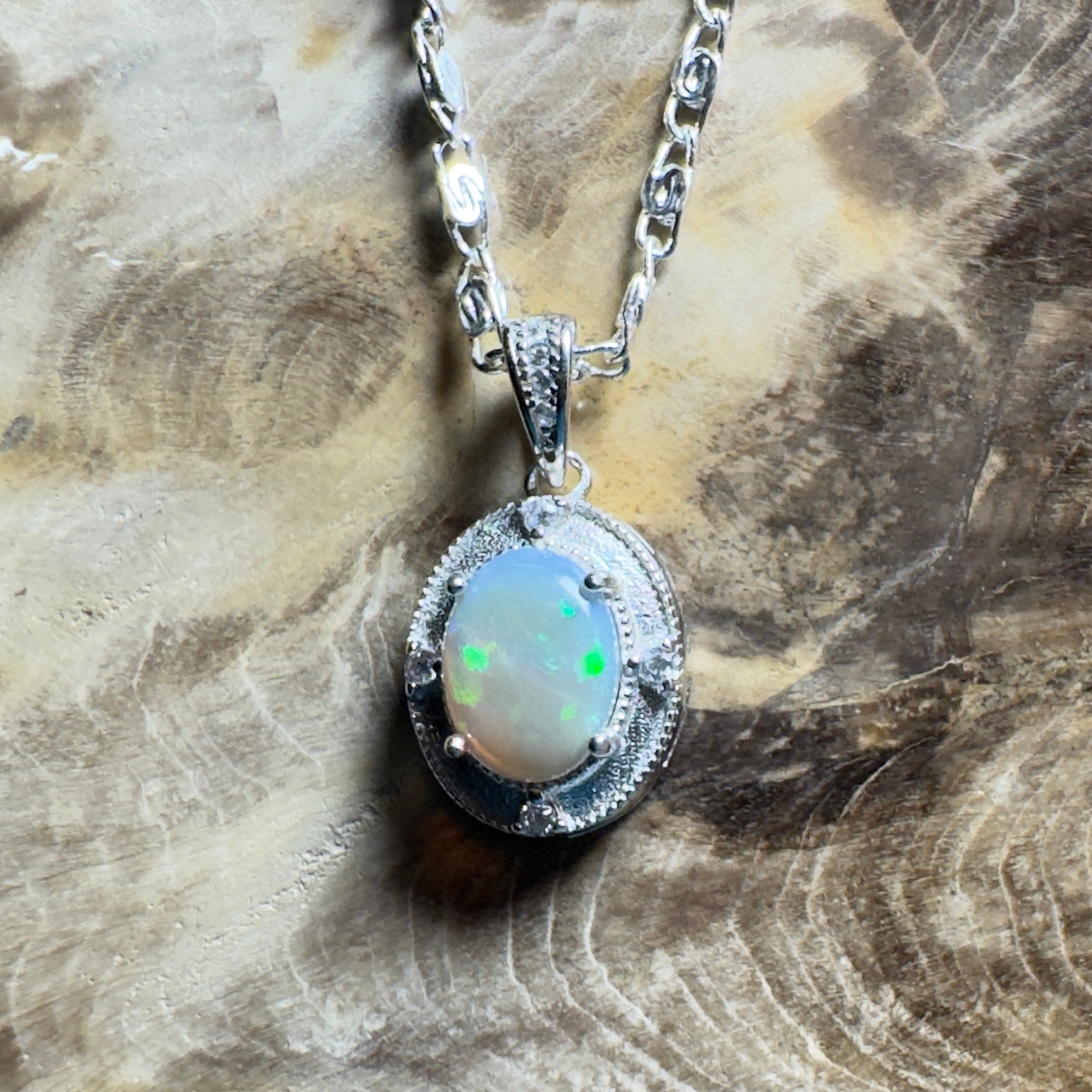 The Cradle Mountain Call ~ 0.9ct Lightning Ridge Opal 925 Silver Pendant