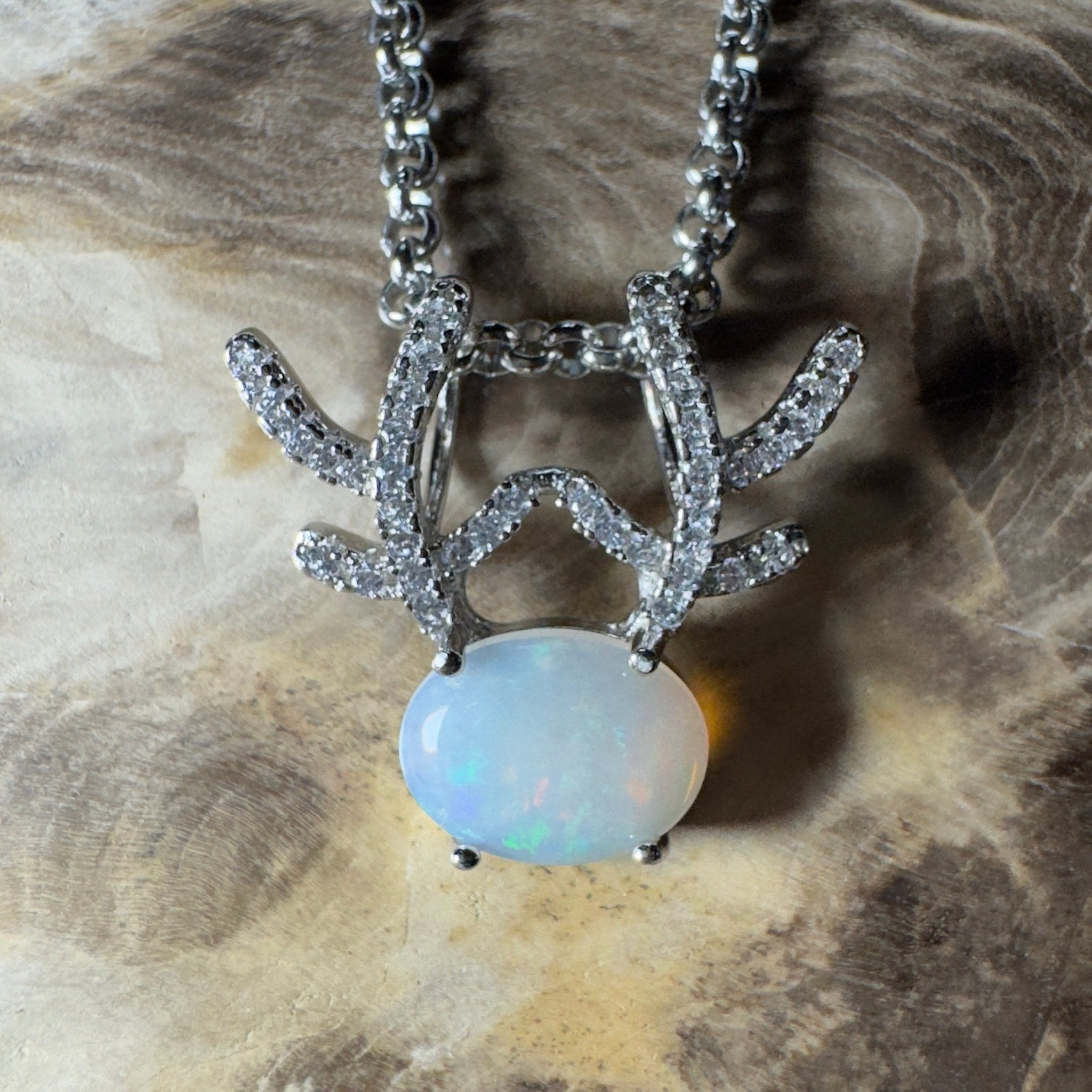 The Hamersley Range ~ 0.8ct Coober Pedy Opal 925 Silver Pendant