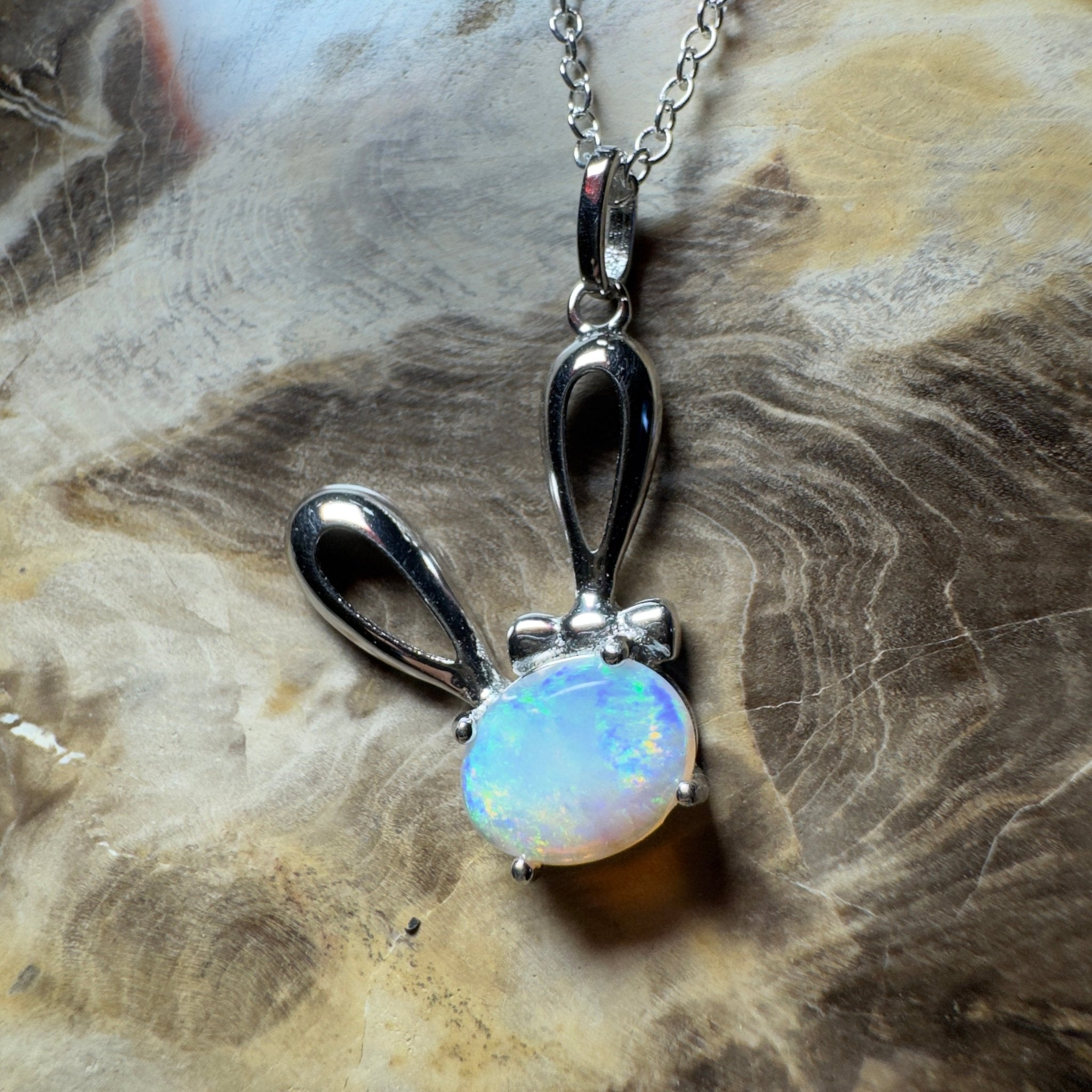 The Ningaloo Hop ~ 1.2ct Lightning Ridge Opal 925 Silver Pendant