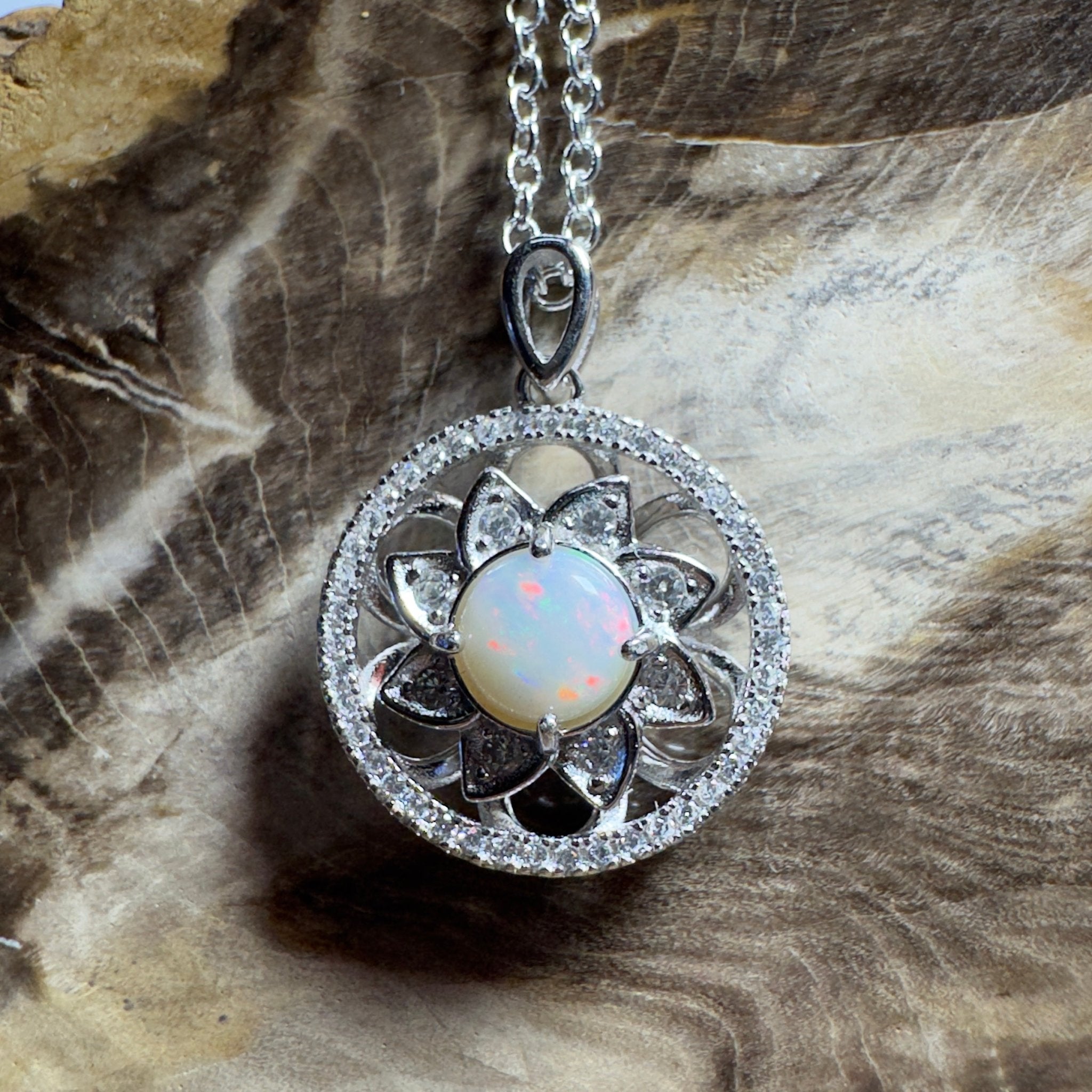 The Ningaloo Reef Halo ~ 0.8ct Coober Pedy Opal 925 Silver Pendant