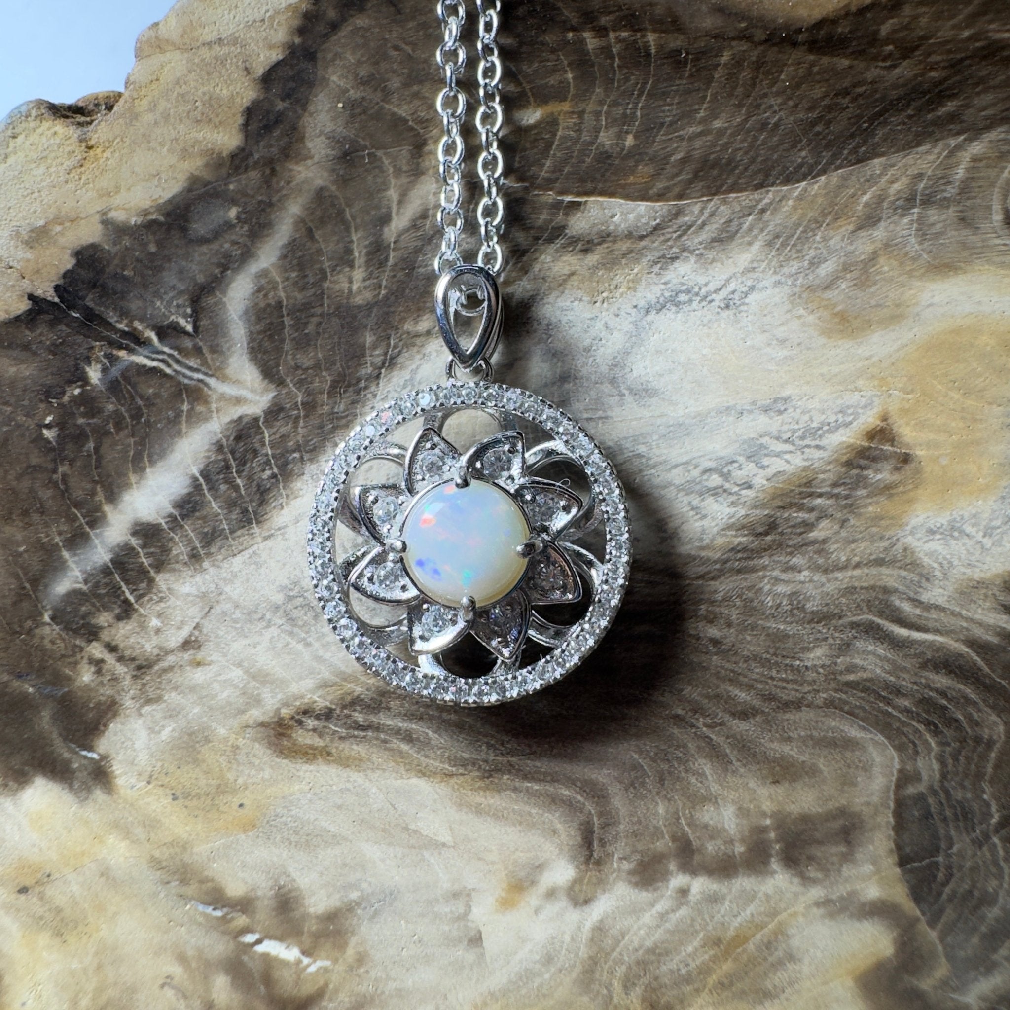 The Ningaloo Reef Halo ~ 0.8ct Coober Pedy Opal 925 Silver Pendant