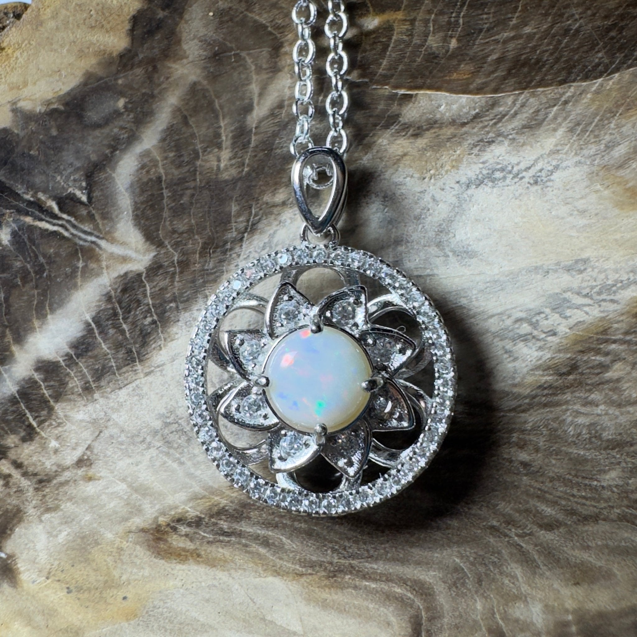The Ningaloo Reef Halo ~ 0.8ct Coober Pedy Opal 925 Silver Pendant