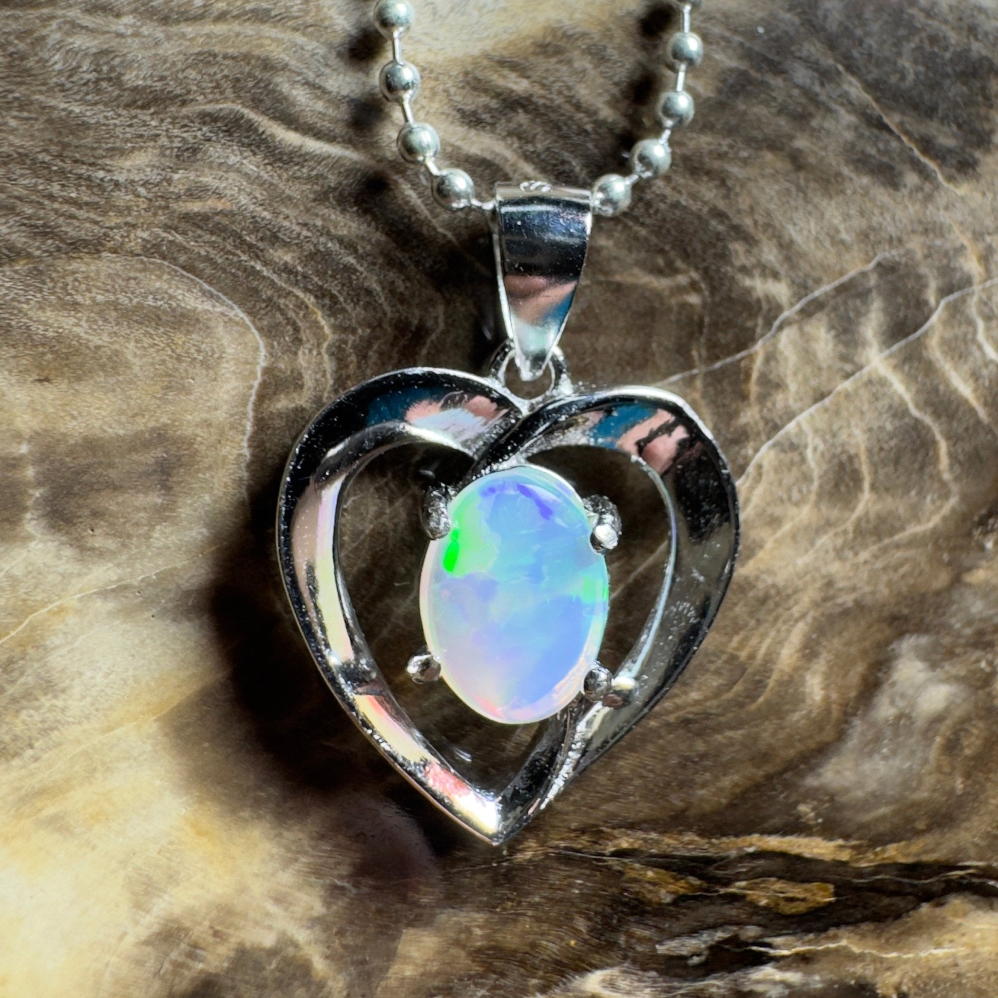 The Whitsunday Heart ~ 0.8ct Lightning Ridge Opal 925 Silver Pendant