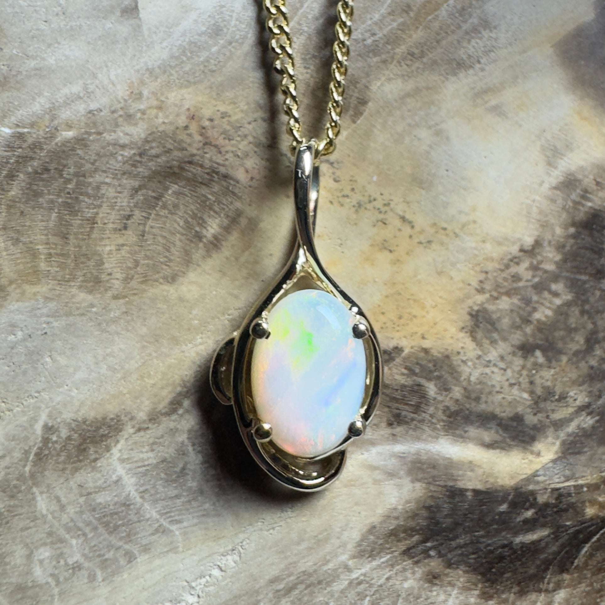 Tjoritja Fire ~ 9ct Solid Gold 0.6ct Coober Pedy Opal Pendant