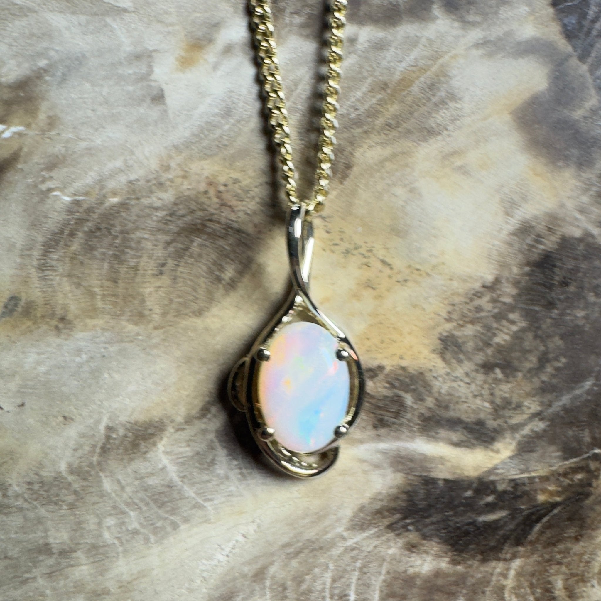 Tjoritja Fire ~ 9ct Solid Gold 0.6ct Coober Pedy Opal Pendant