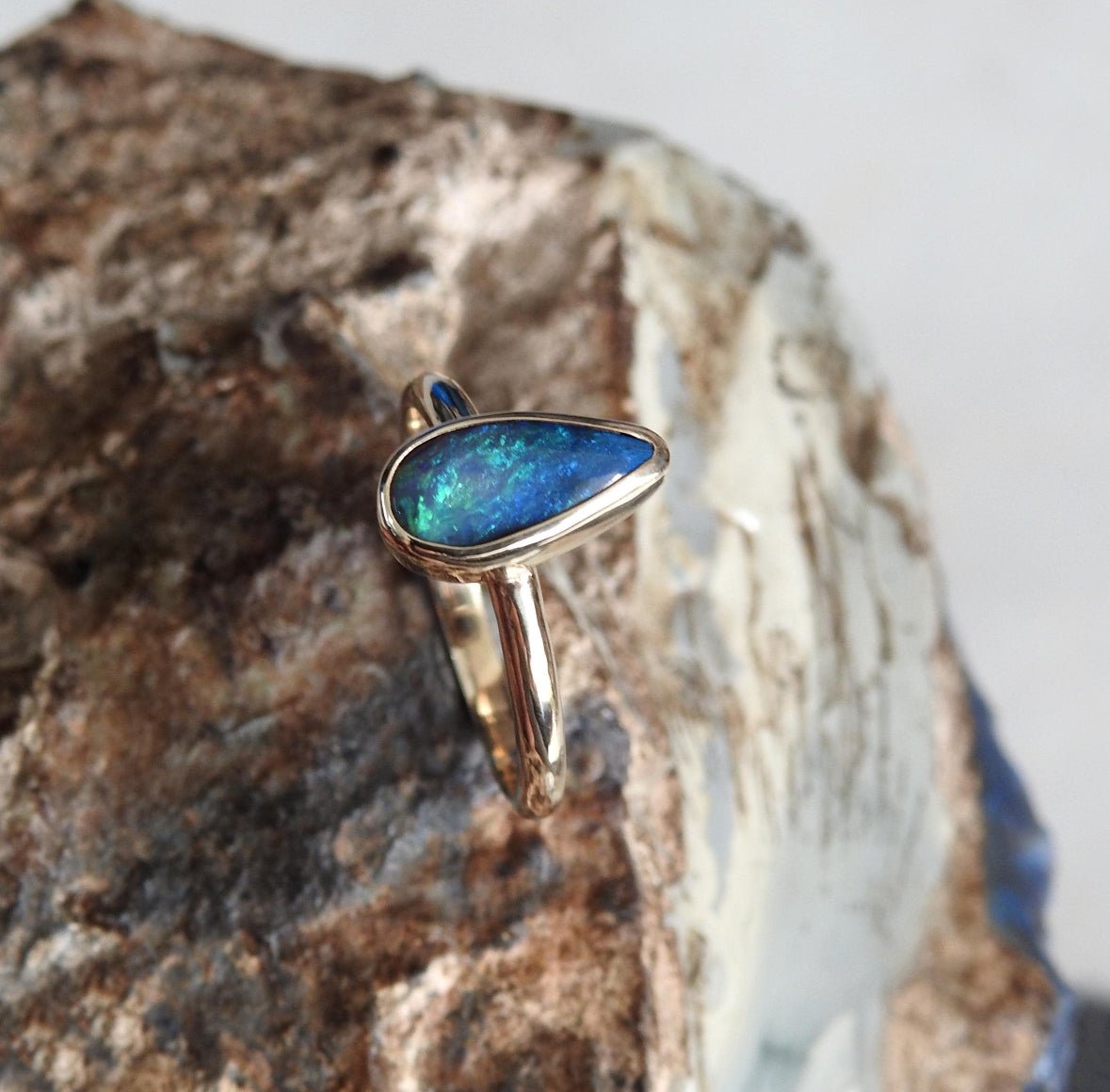 Whale Bay Watching ~ 0.7ct Solid Lightning Ridge Black Opal 9ct Solid Yellow Gold Ring