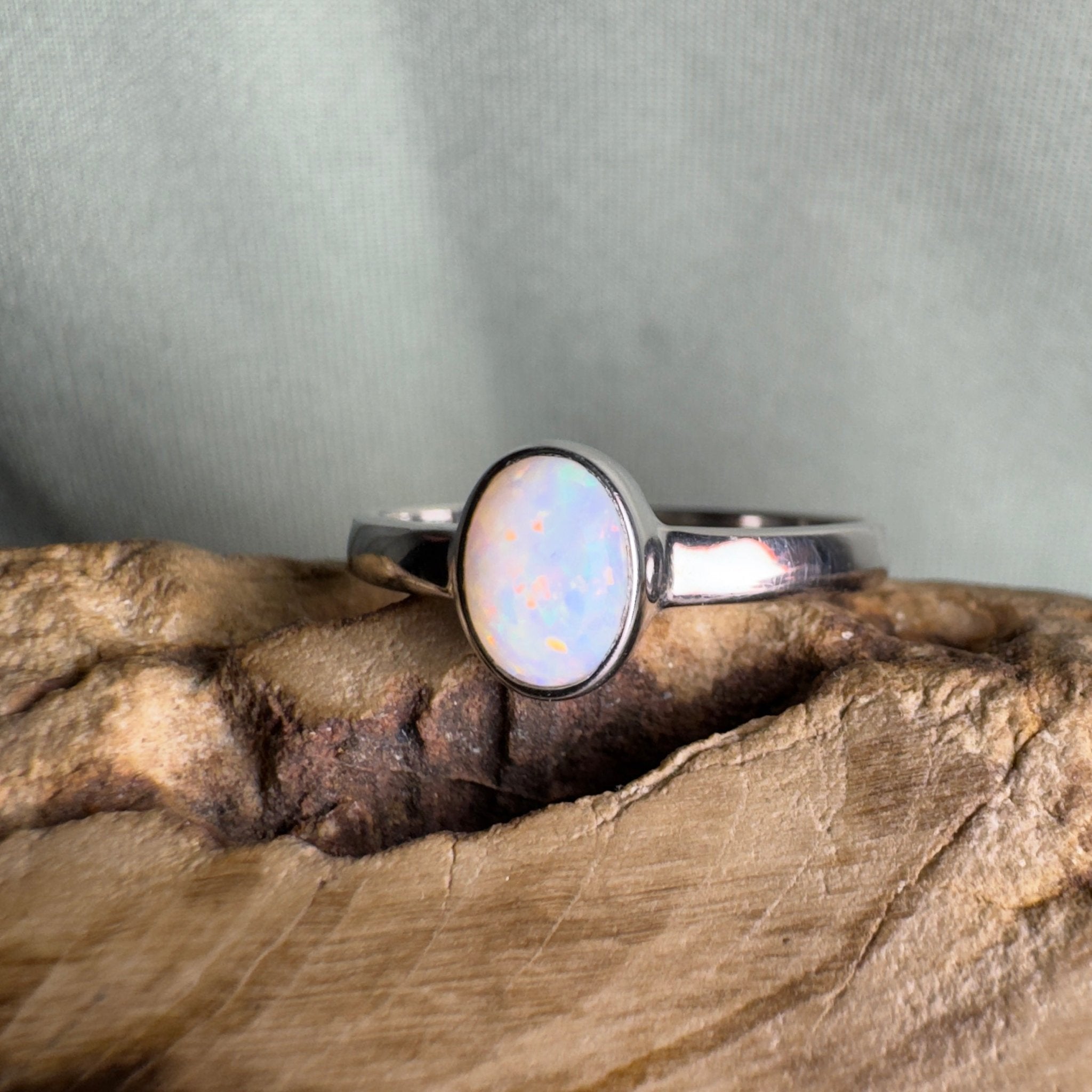 White Sands Park Softfire – Solid Lightning Ridge Opal 925 Sterling Silver Ring