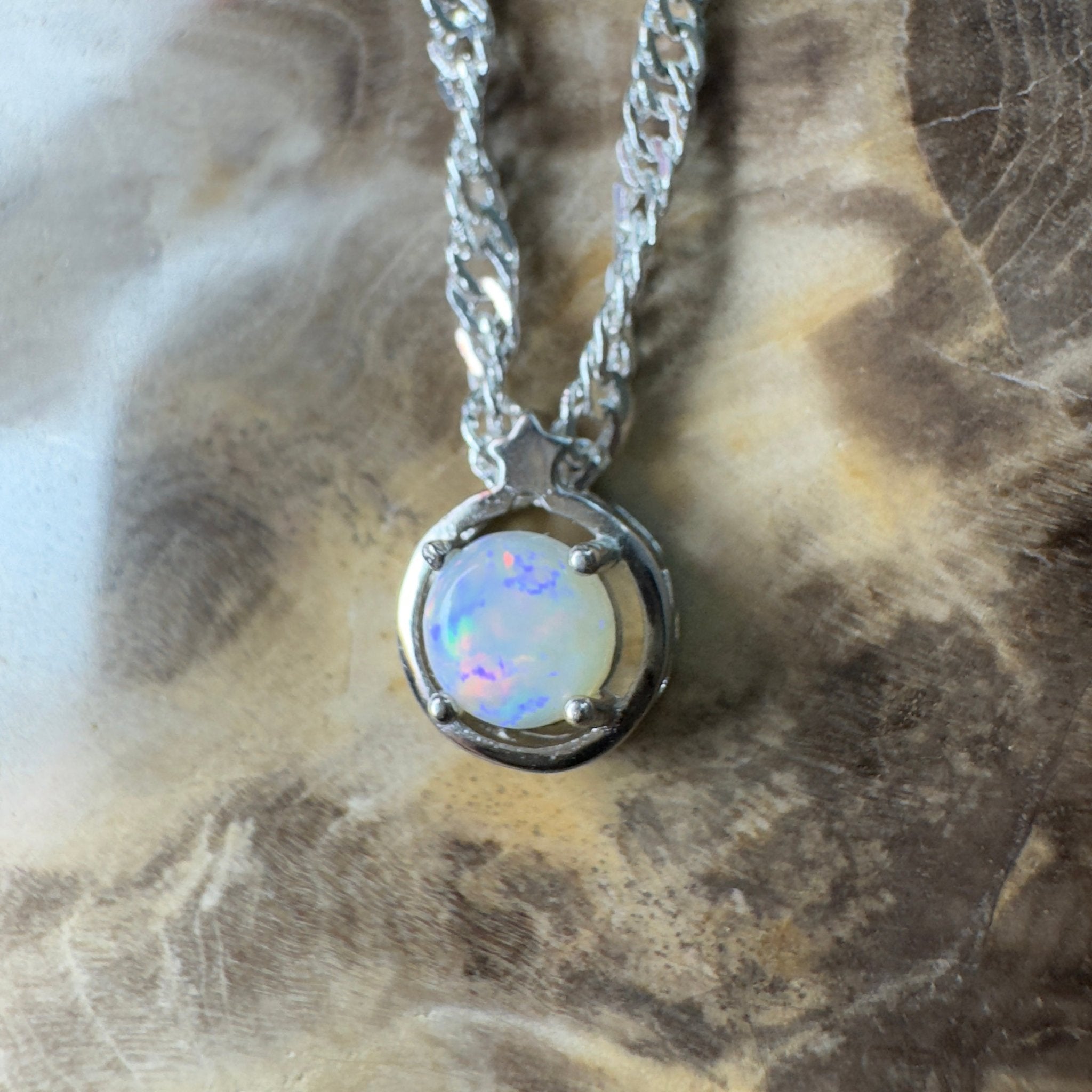White Wonders - 0.6ct Coober Pedy Opal 925 Silver Pendant