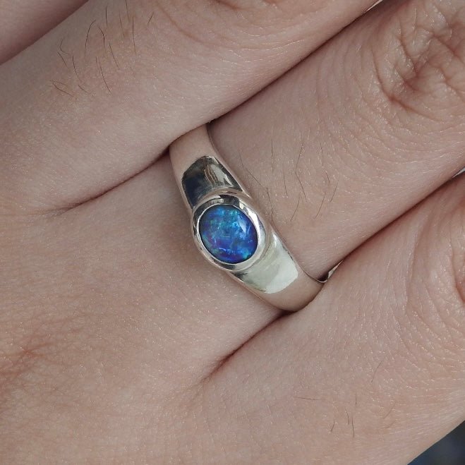 Whitsunday Glow ~ 0.7ct Solid Lightning Ridge Black Opal 925 Silver Ring