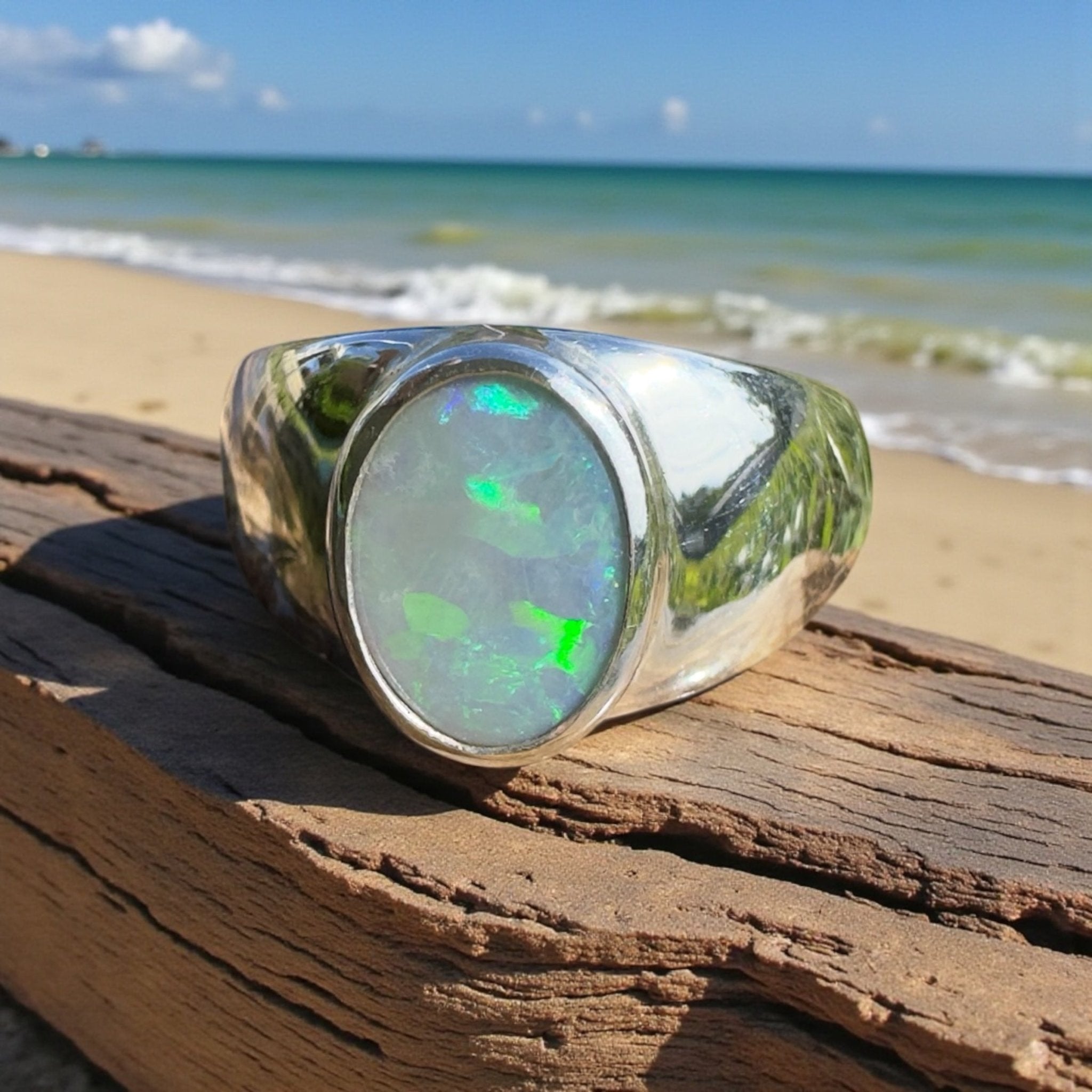 Whitsunday Reef Line – 1.5ct Solid Lightning Ridge Opal 925 Sterling Silver Ring