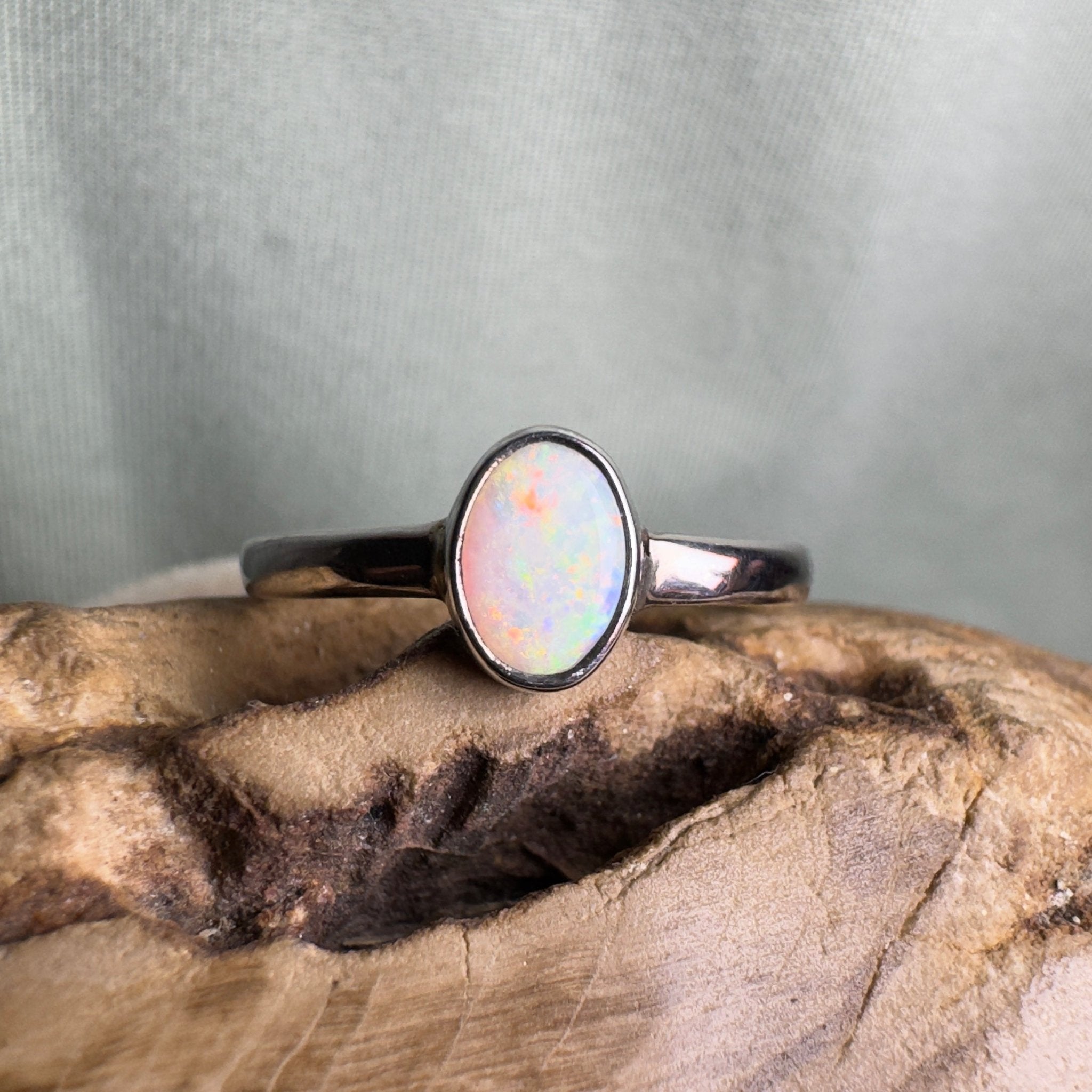 Wilsons Promontory Prism – 0.8ct Solid Lightning Ridge Opal 925 Sterling Silver Ring