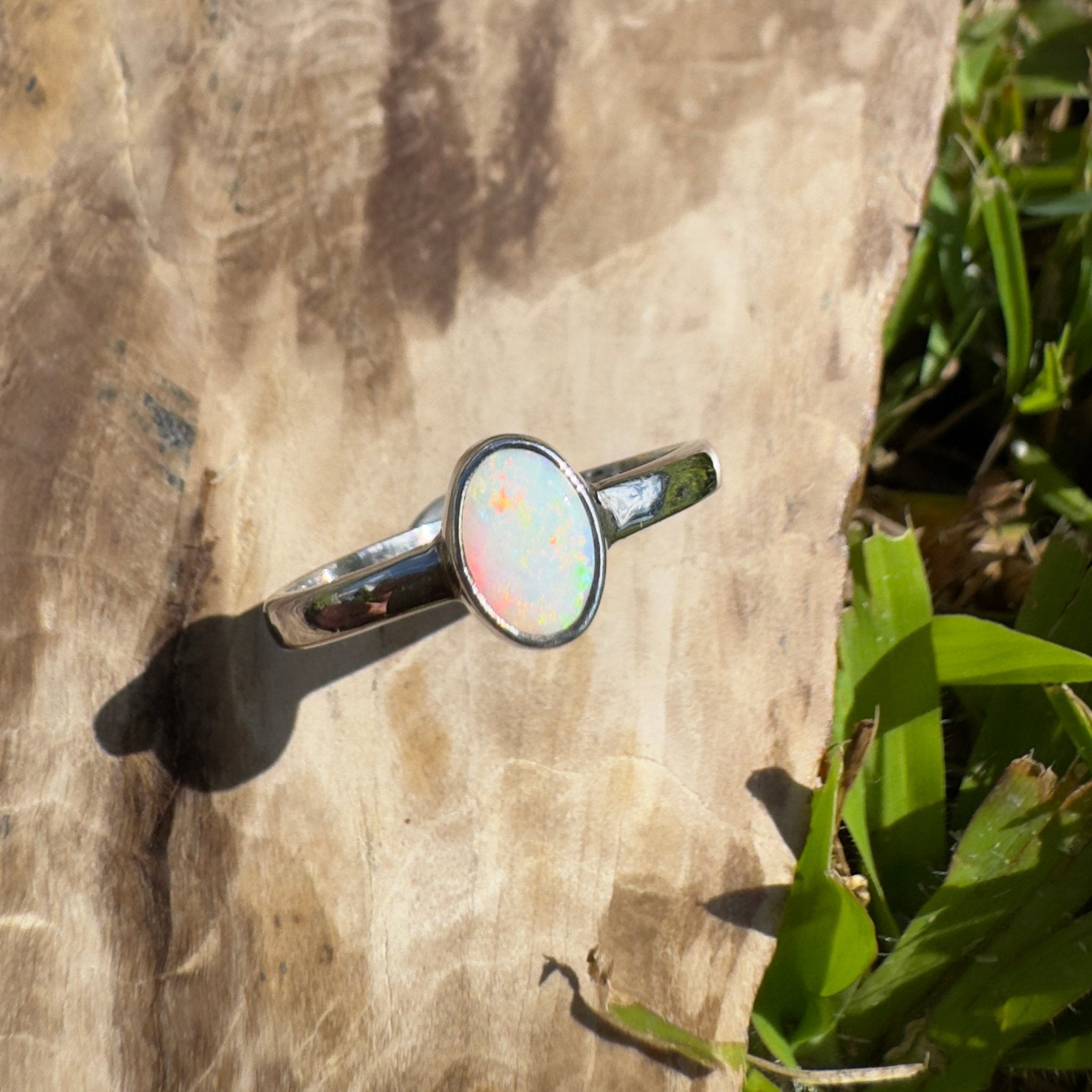Wilsons Promontory Prism – 0.8ct Solid Lightning Ridge Opal 925 Sterling Silver Ring
