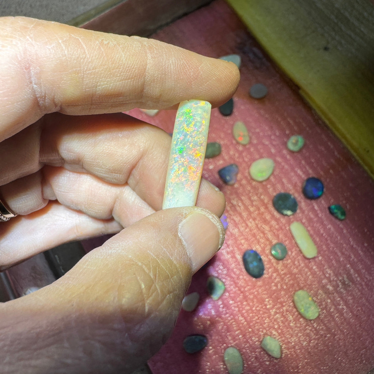 What's in a Parcel? How Opal Is Bought and Sold Before It Becomes Jewellery - Iona Opal Australia