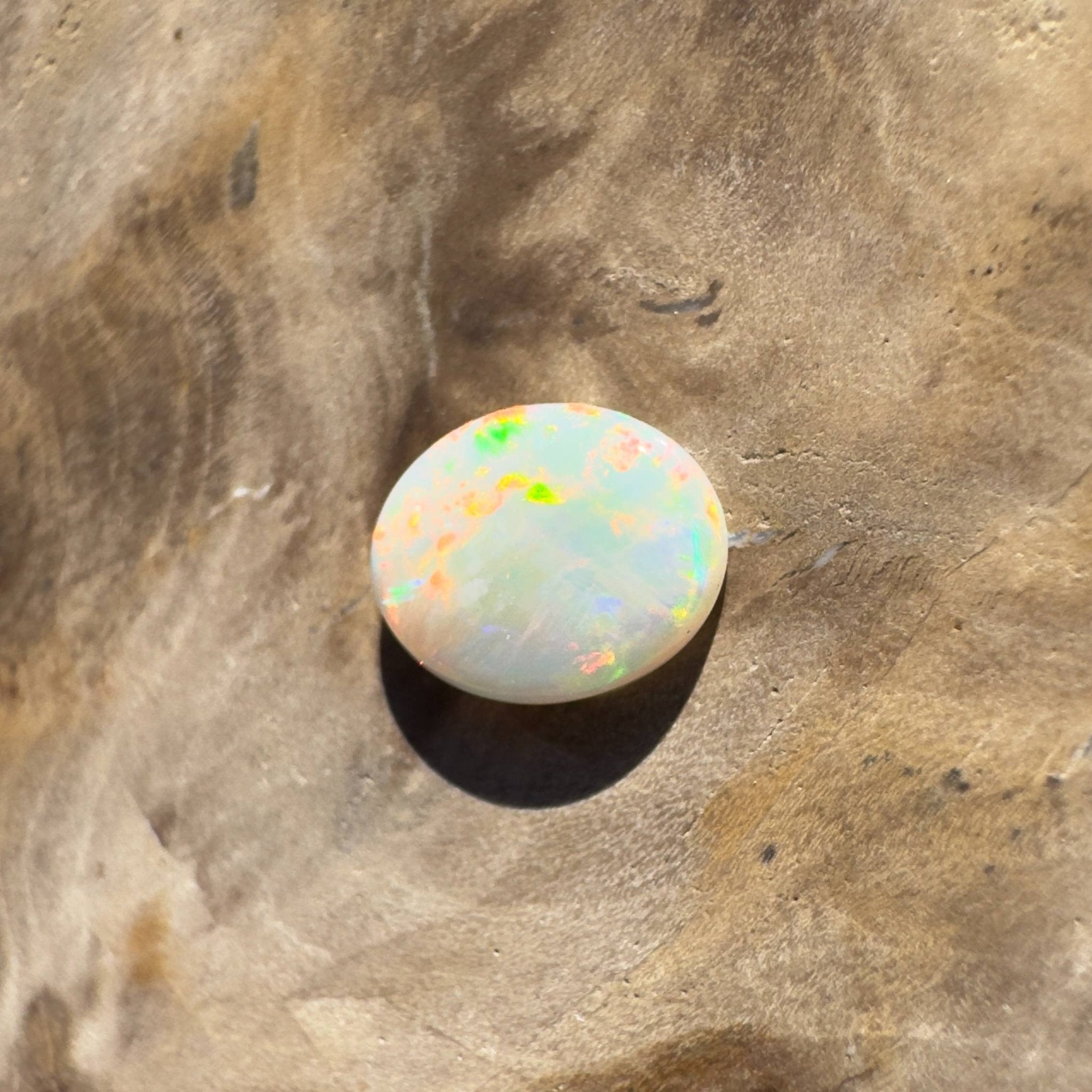 0.6ct Hand - cut Solid Coober Pedy Opal Opal