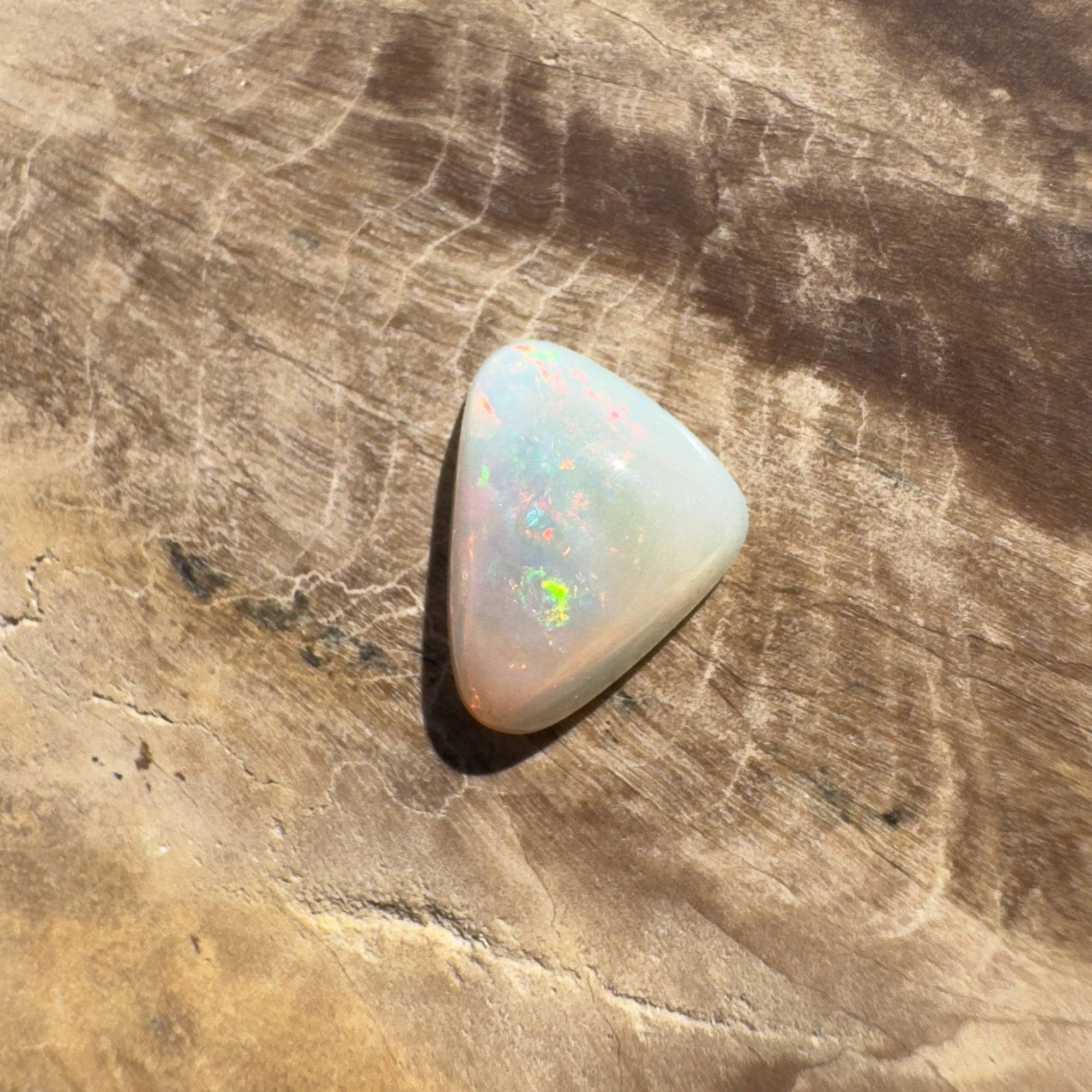 0.95CT Hand - cut Solid Australian Coober Pedy Opal