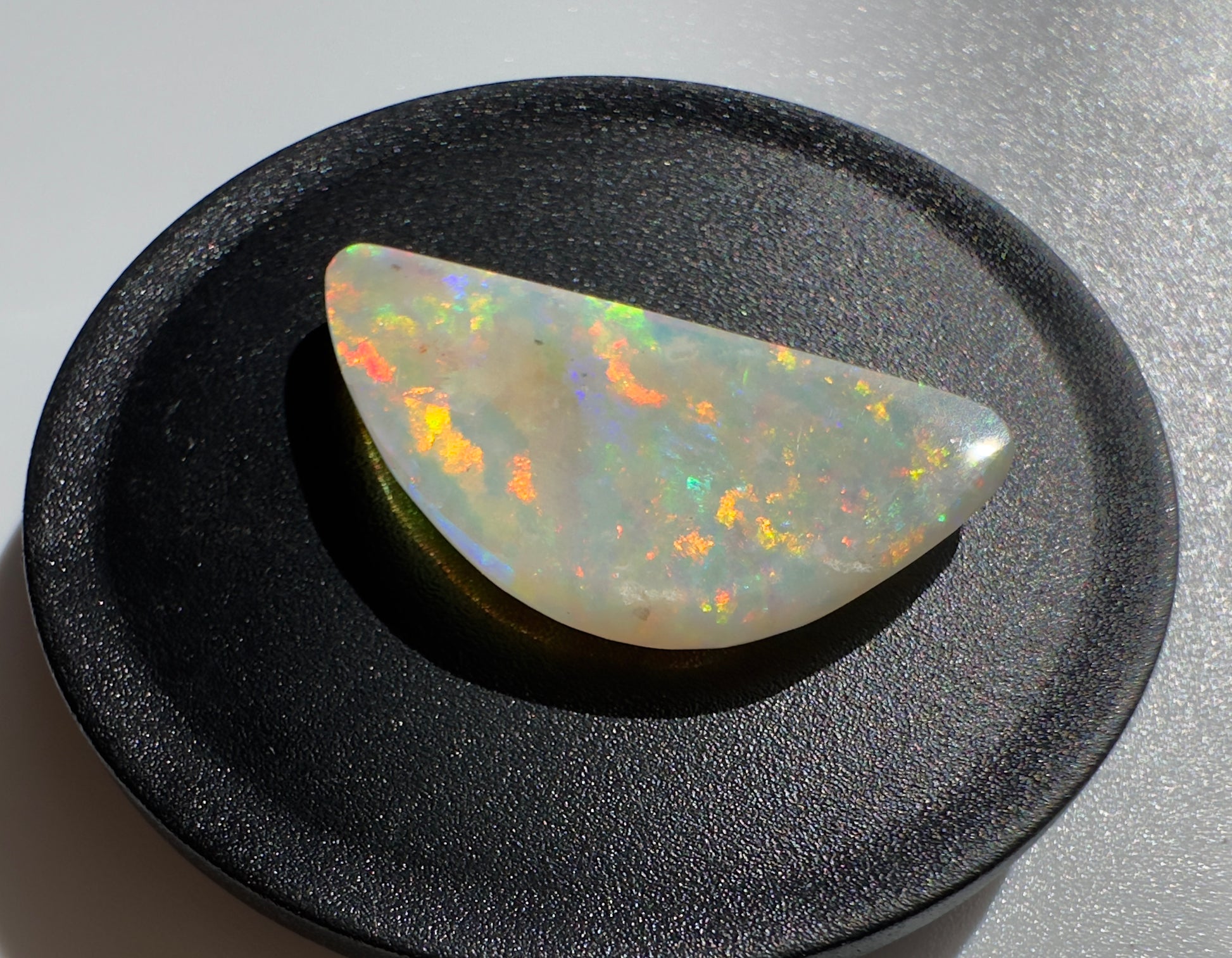 Australian Coober Pedy Opal 3.9carat Solid Hand Cut Luxury - Iona Opal Australia