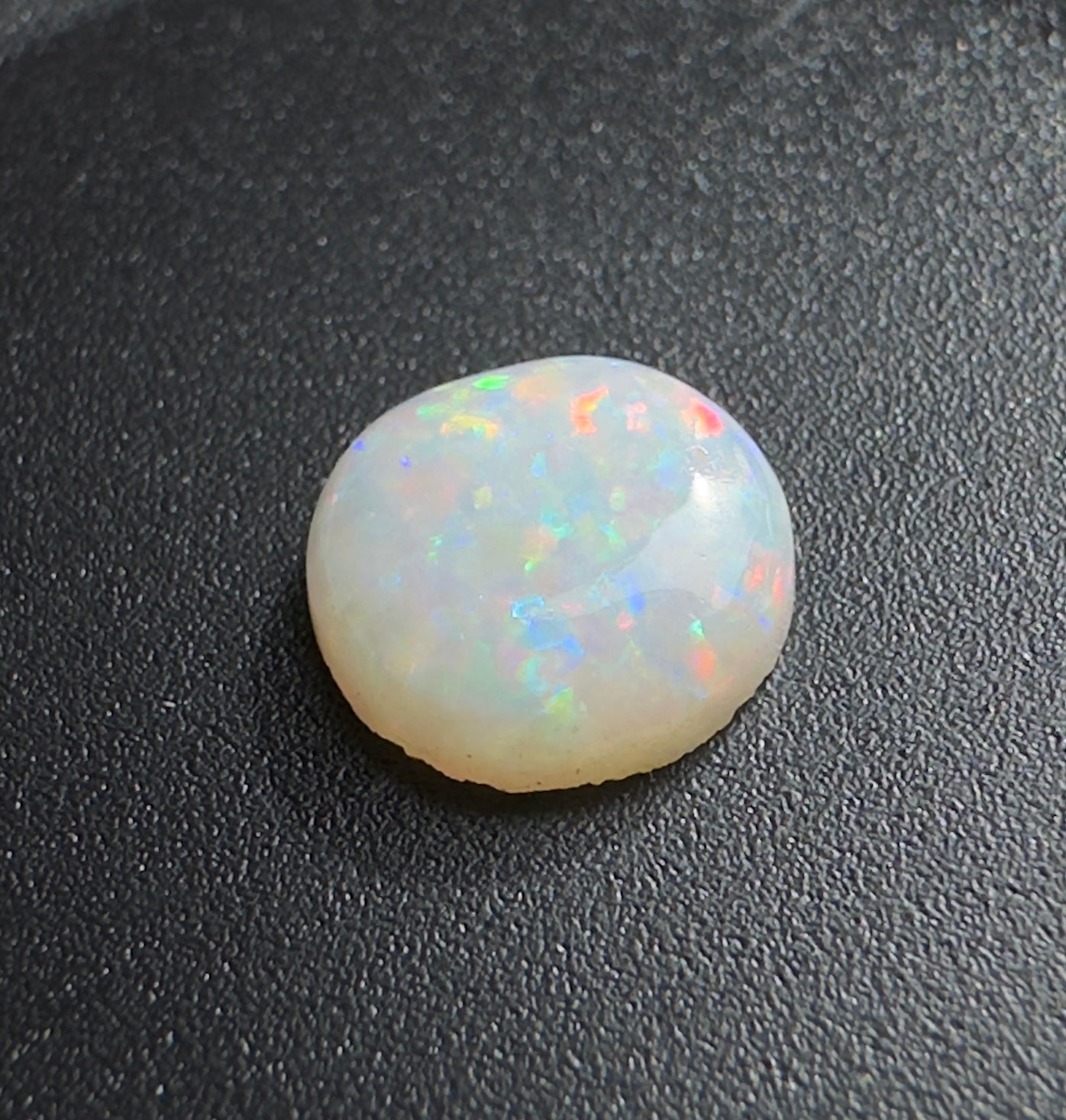 Coober Pedy Opal 0.9carat Solid Hand-Cut - Iona Opal Australia