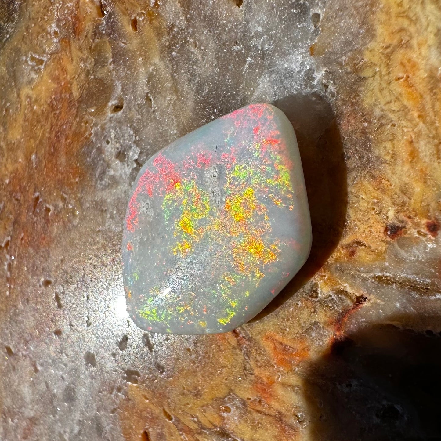 Coober Pedy Opal 4.8carat Solid Hand-Cut Luxury - Iona Opal Australia