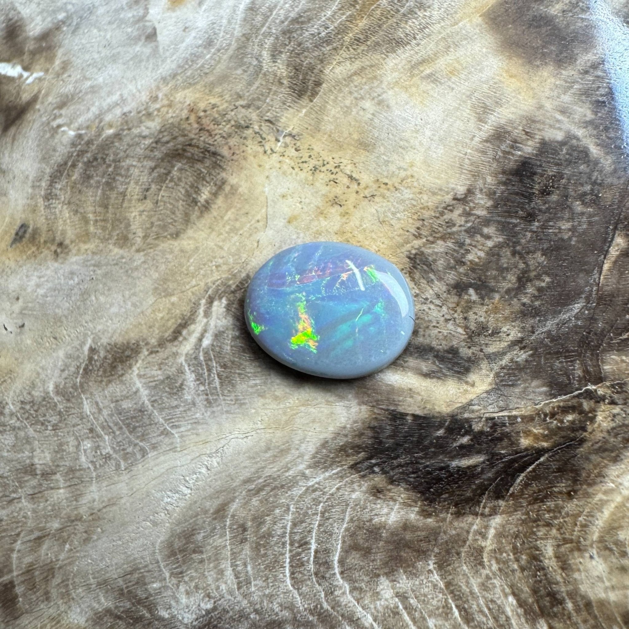 1.1ct Hand - cut Solid Lightning Ridge Opal
