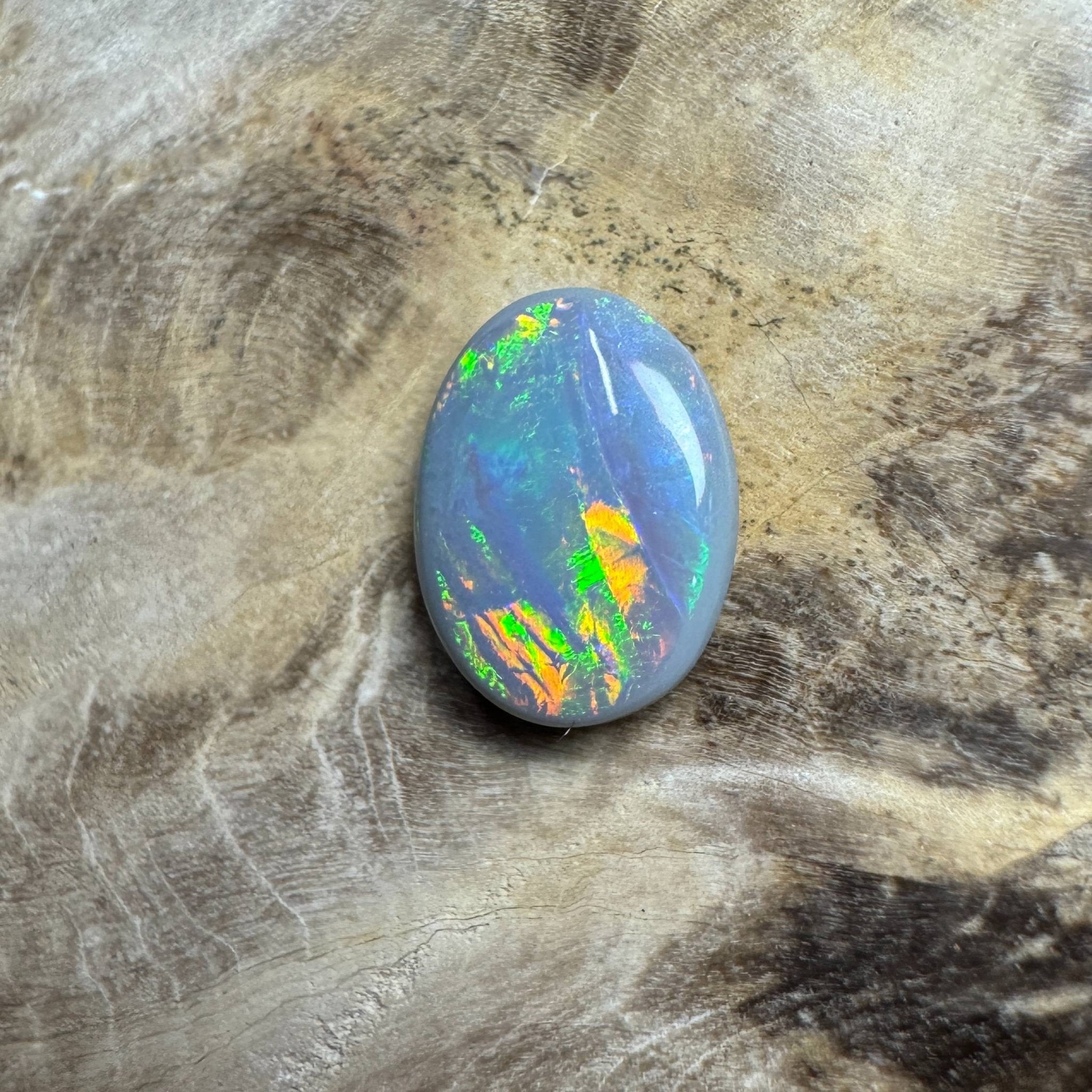 1.1ct Hand - cut Solid Lightning Ridge Opal