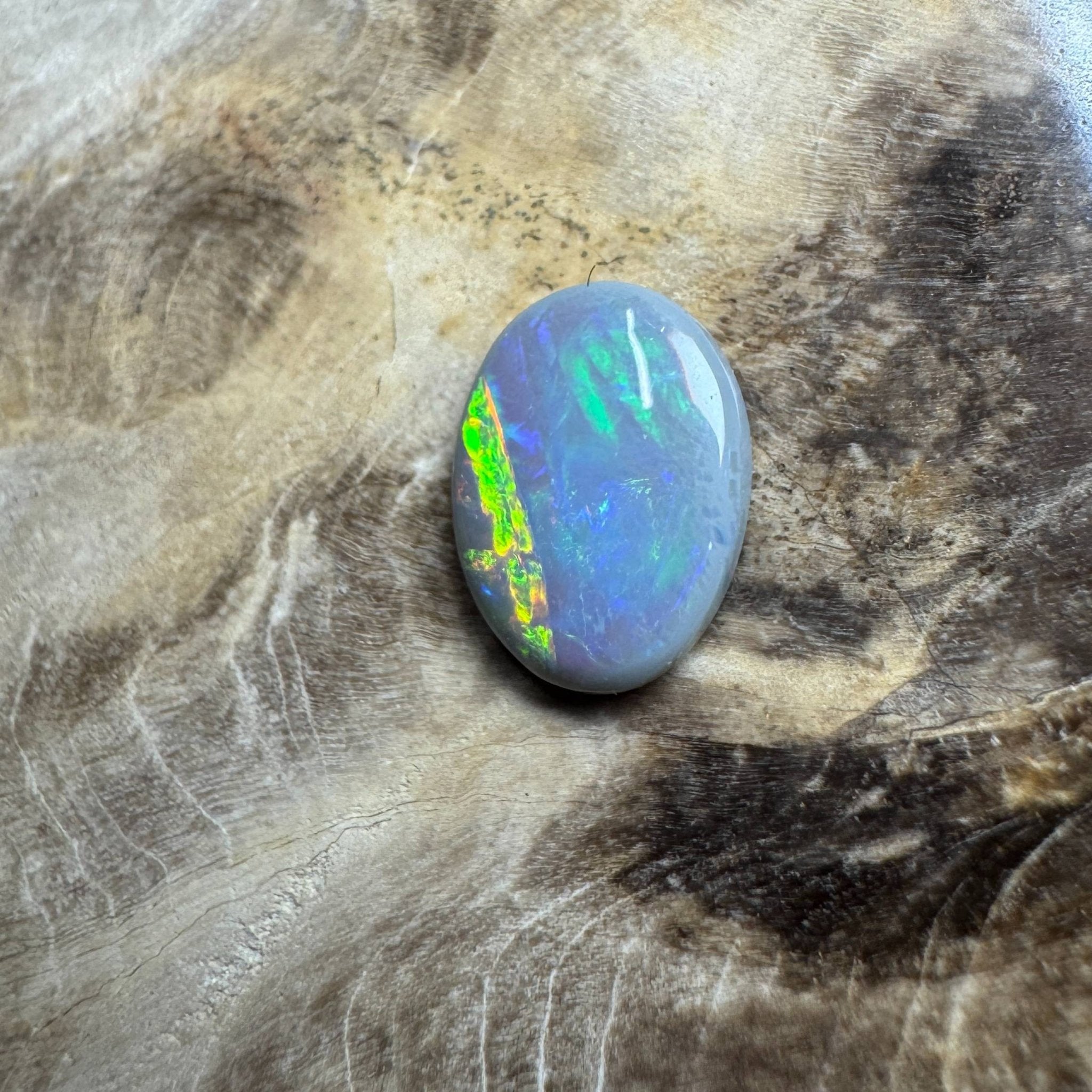 1.1ct Hand - cut Solid Lightning Ridge Opal