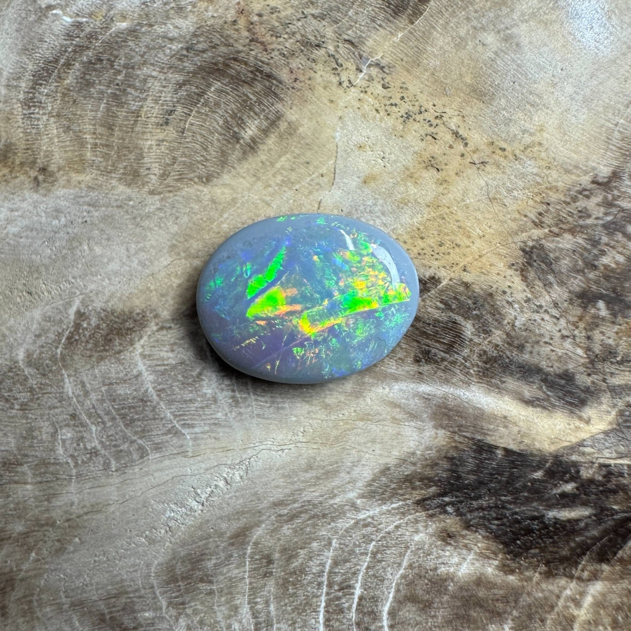 1.1ct Hand - cut Solid Lightning Ridge Opal