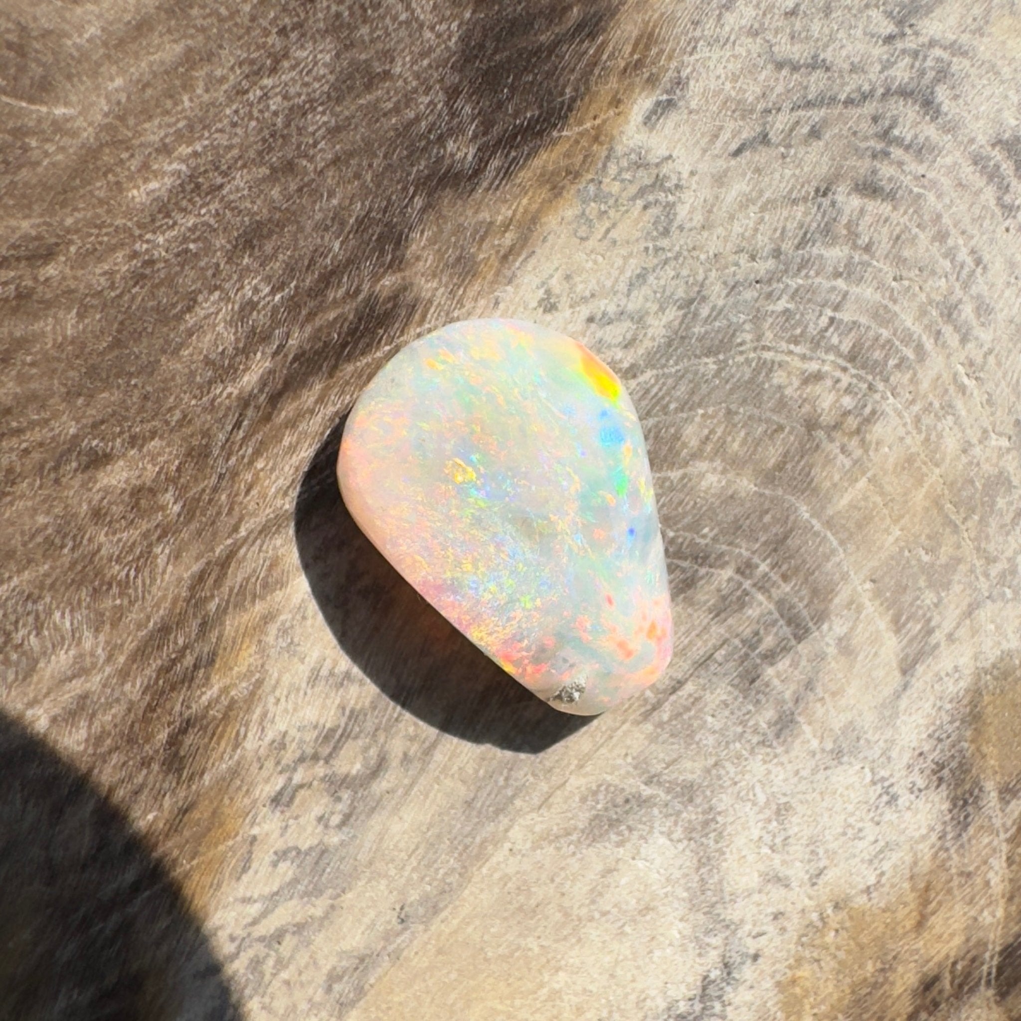 1.1ct Hand - cut Solid Lightning Ridge Opal