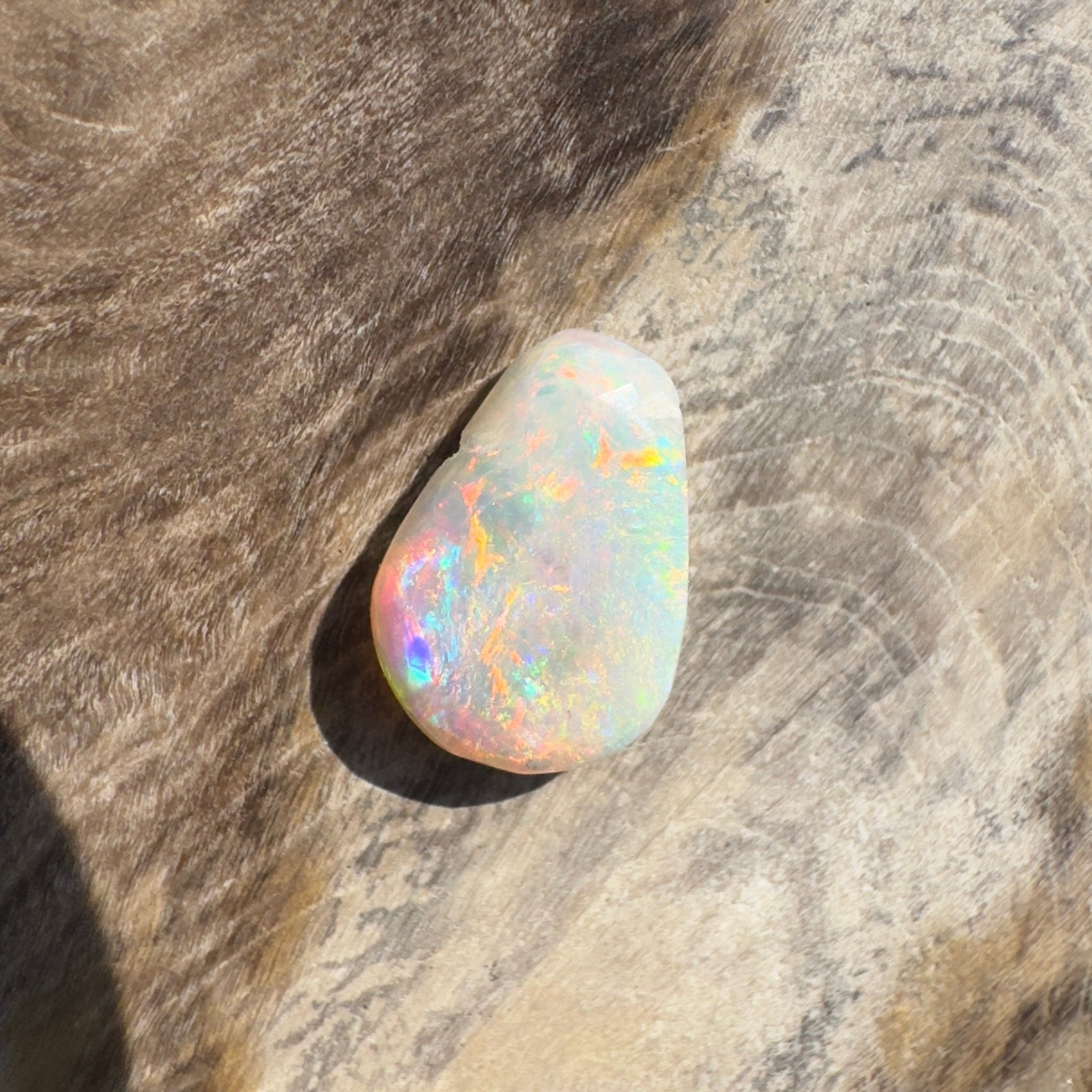 1.1ct Hand - cut Solid Lightning Ridge Opal
