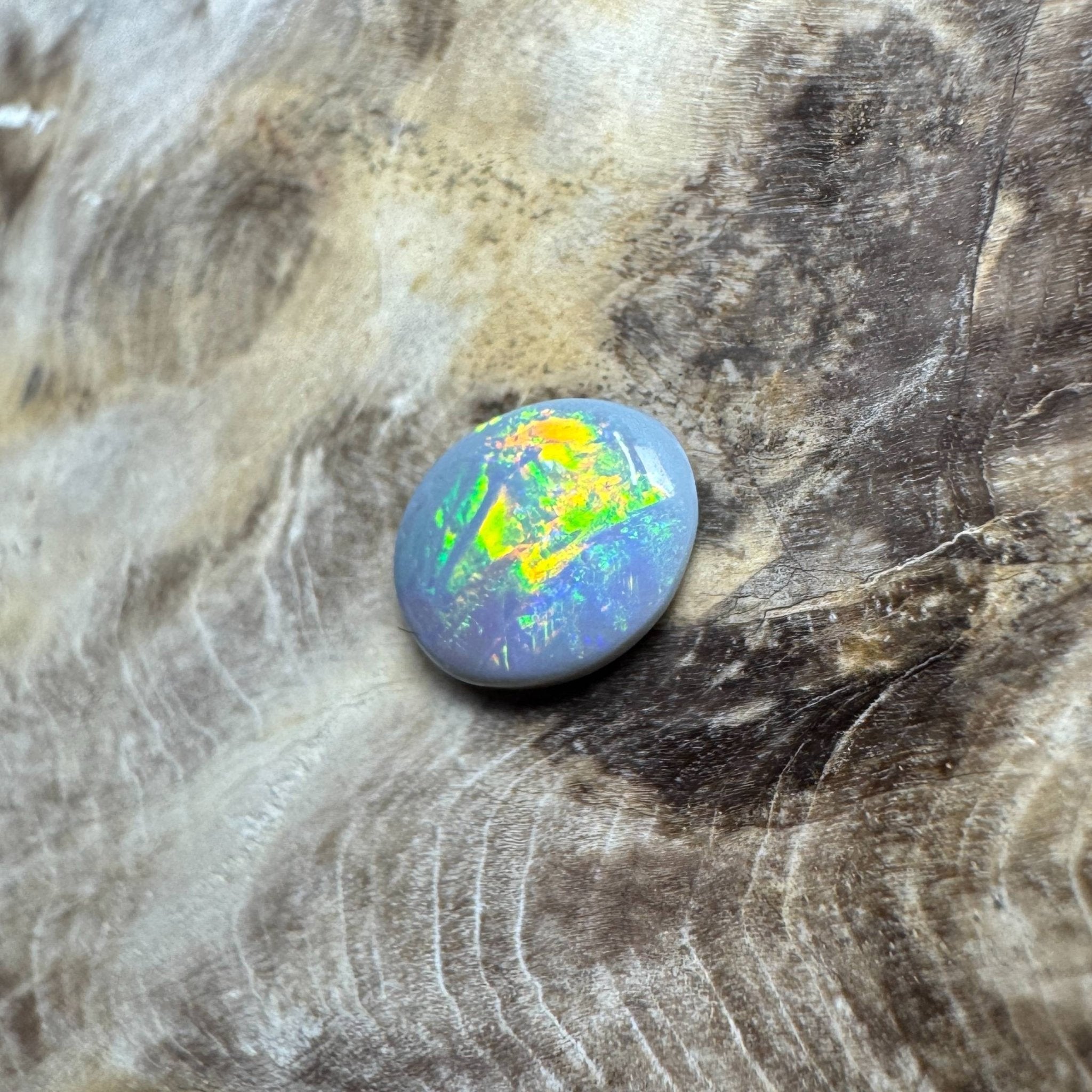1.1ct Hand - cut Solid Lightning Ridge Opal