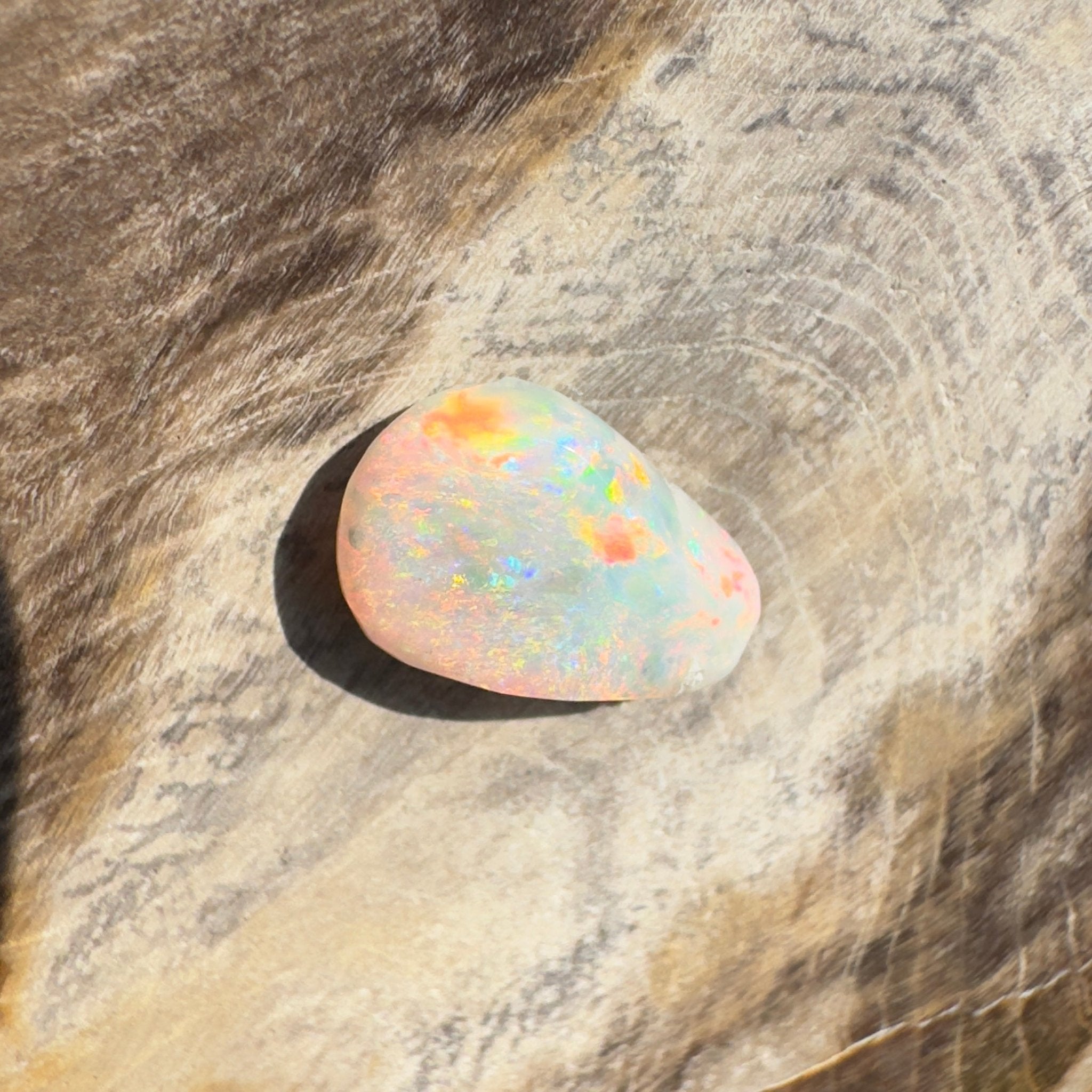 1.1ct Hand - cut Solid Lightning Ridge Opal
