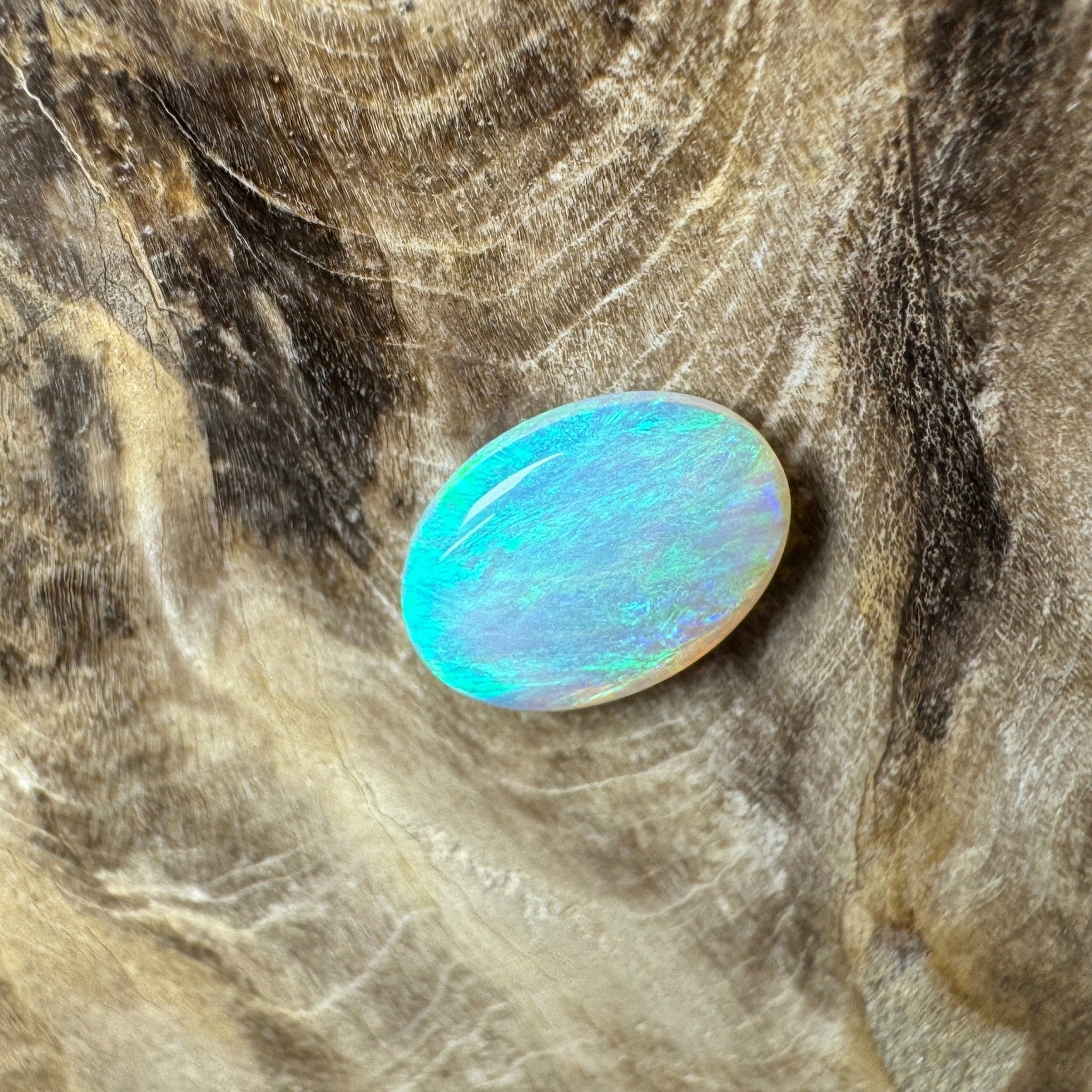 1.1ct Hand - cut Solid Lightning Ridge Opal