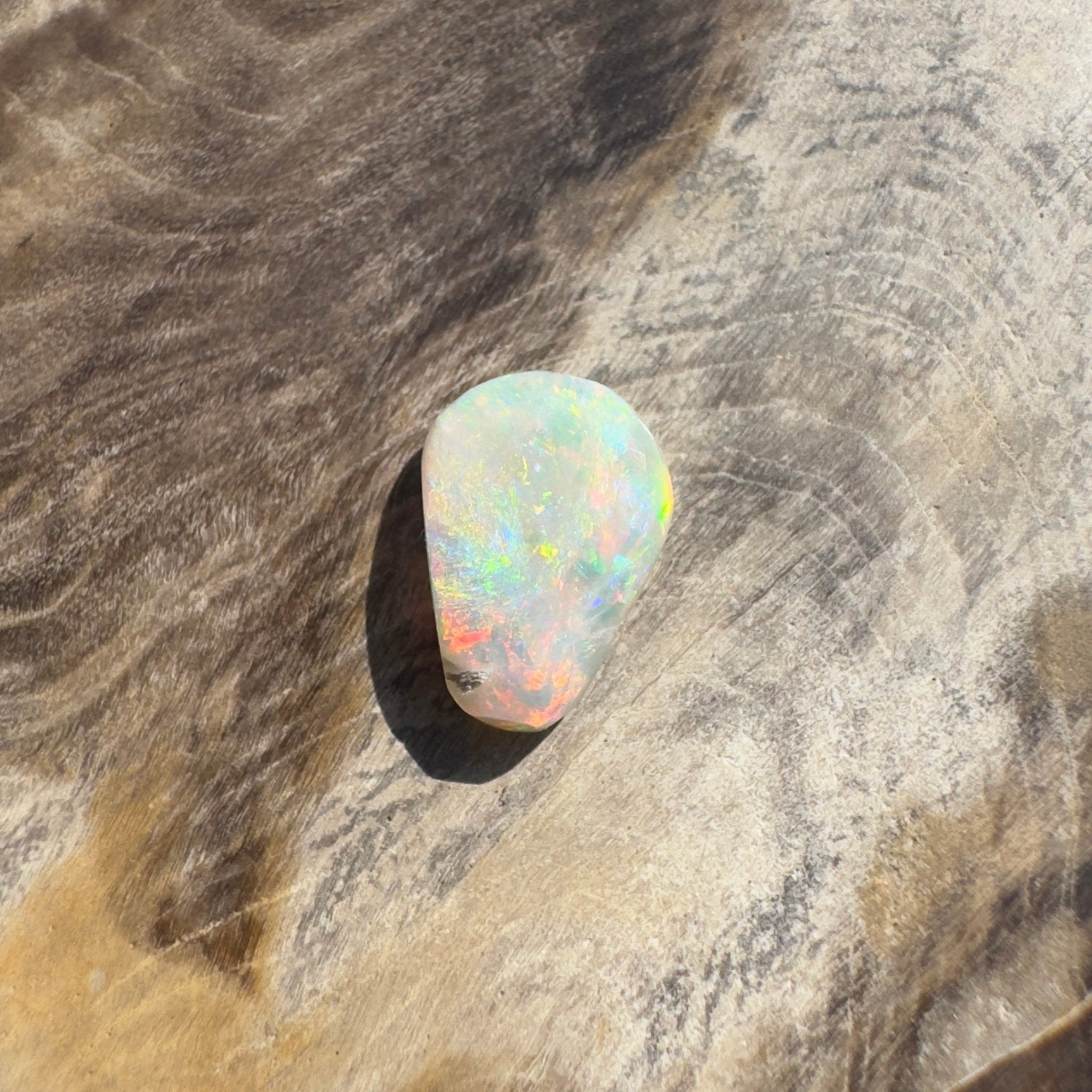 1.1ct Hand - cut Solid Lightning Ridge Opal