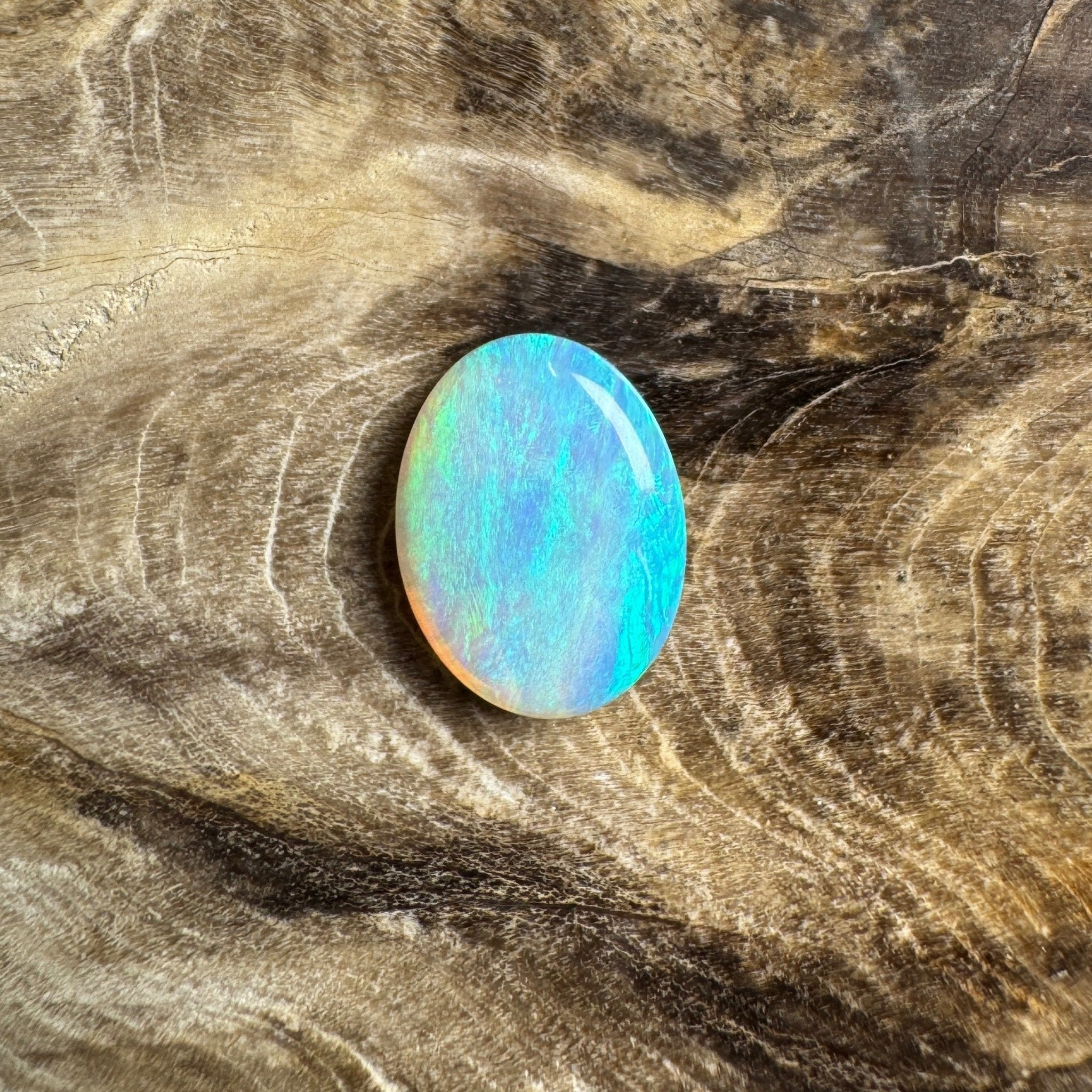 1.1ct Hand - cut Solid Lightning Ridge Opal