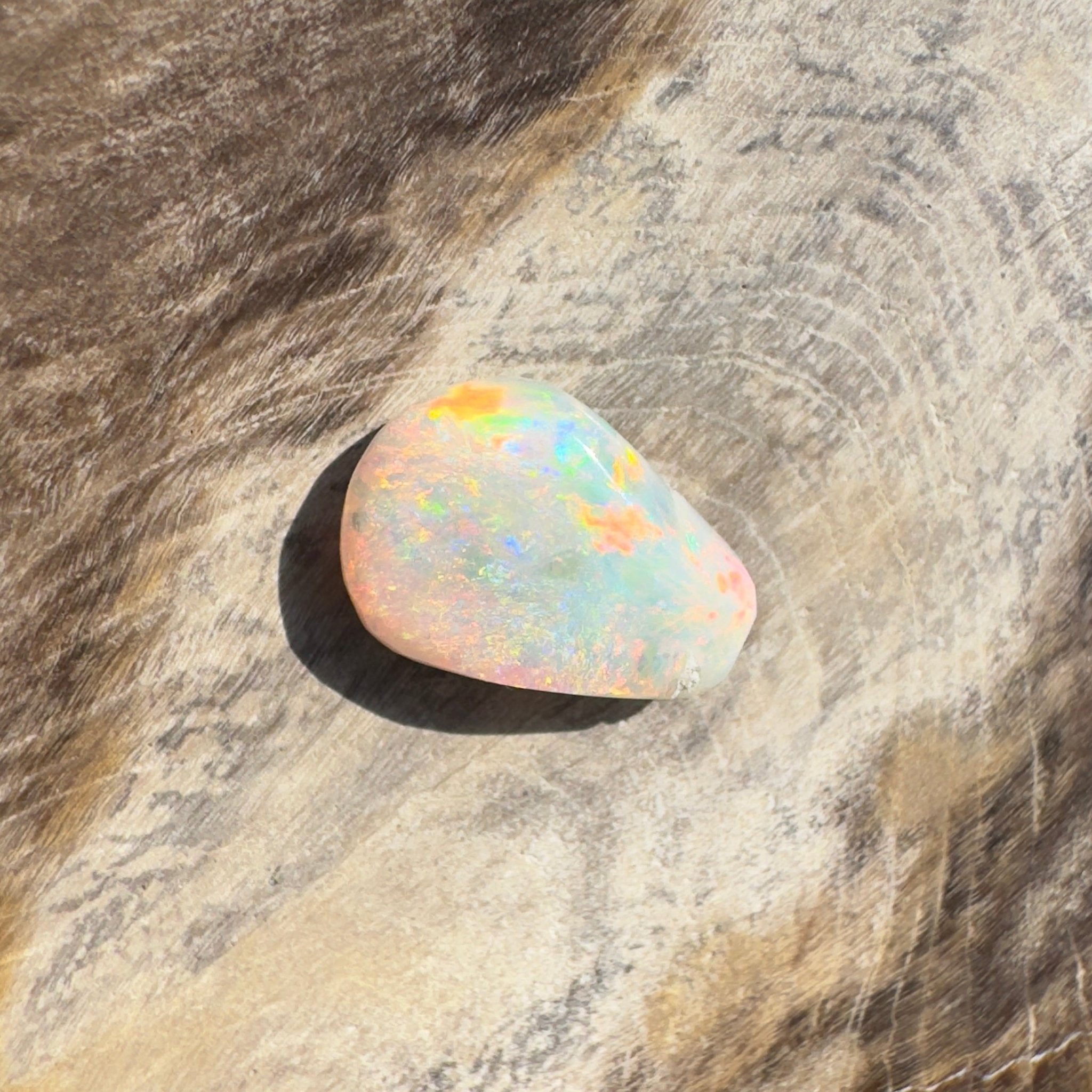 1.1ct Hand - cut Solid Lightning Ridge Opal