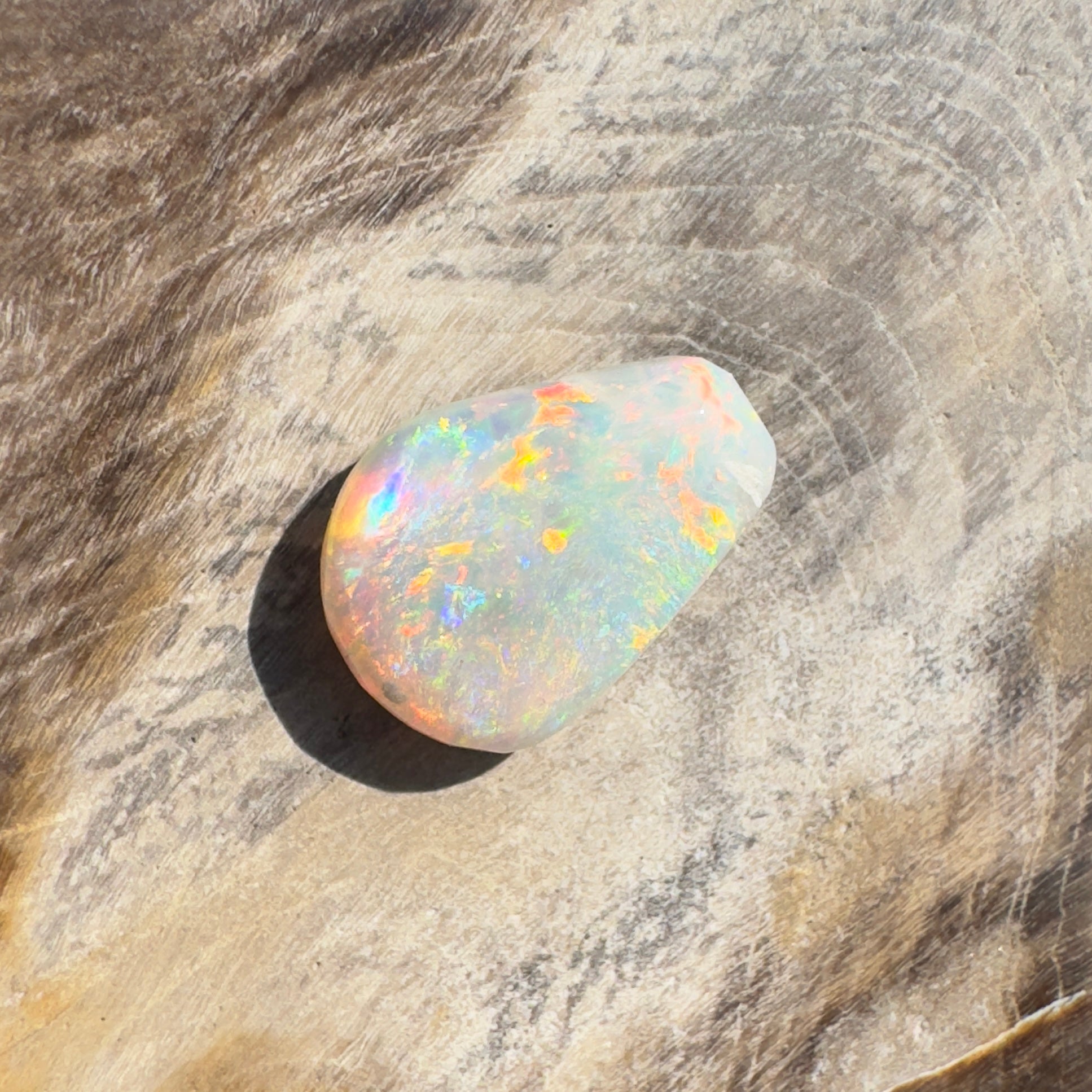 1.1ct Hand - cut Solid Lightning Ridge Opal