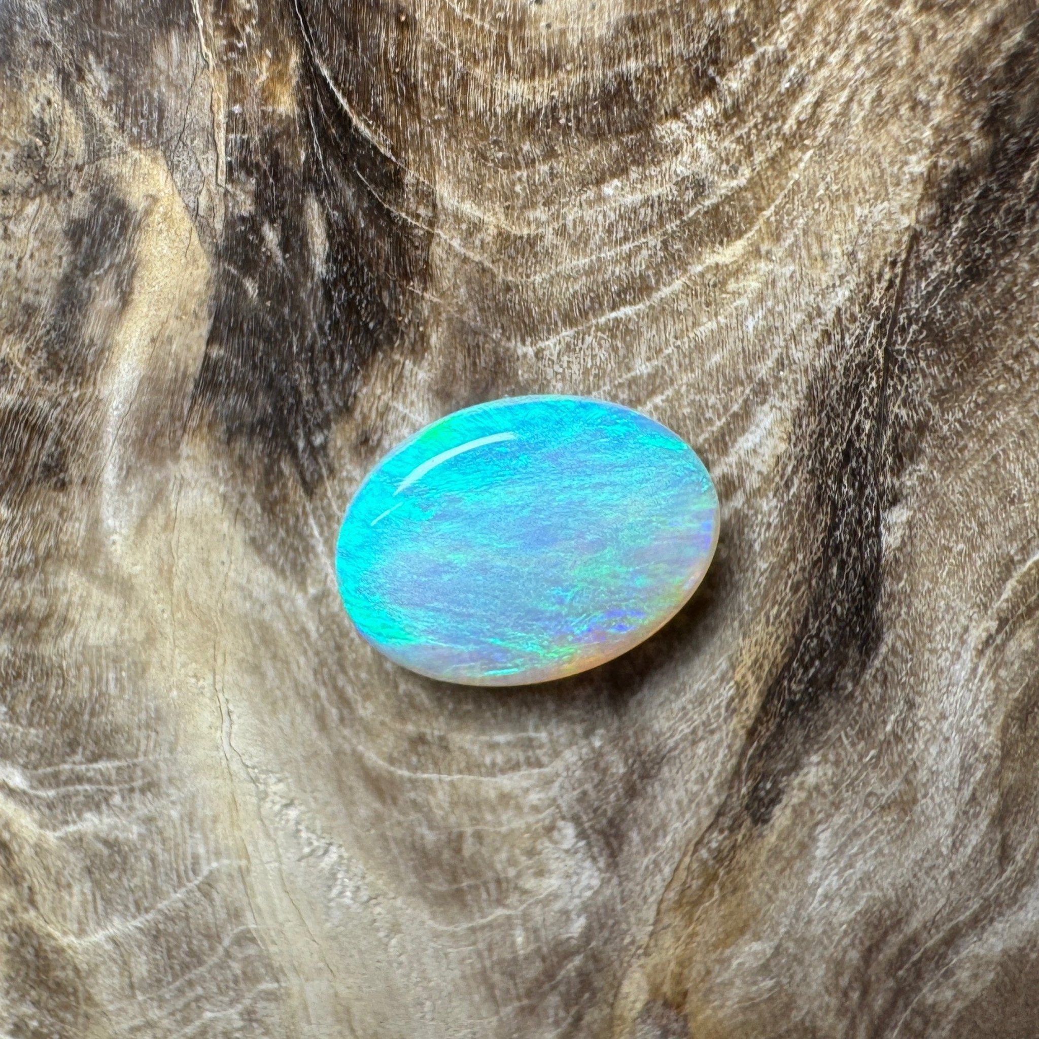 1.1ct Hand - cut Solid Lightning Ridge Opal