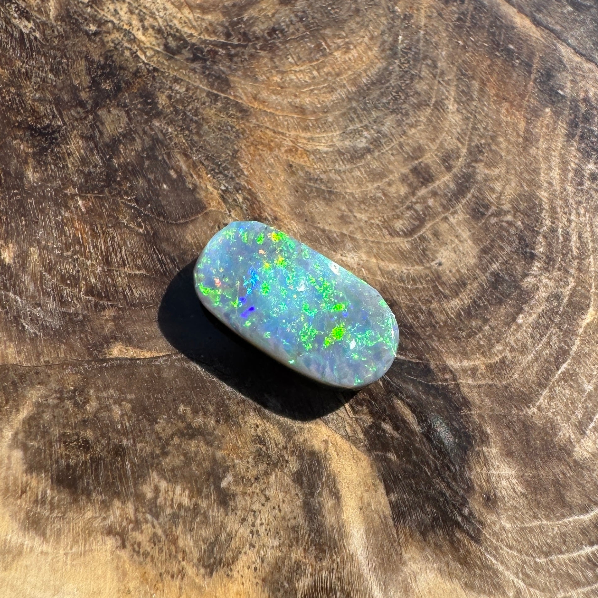 1.1ct Hand - cut Solid Lightning Ridge Semi Black Opal