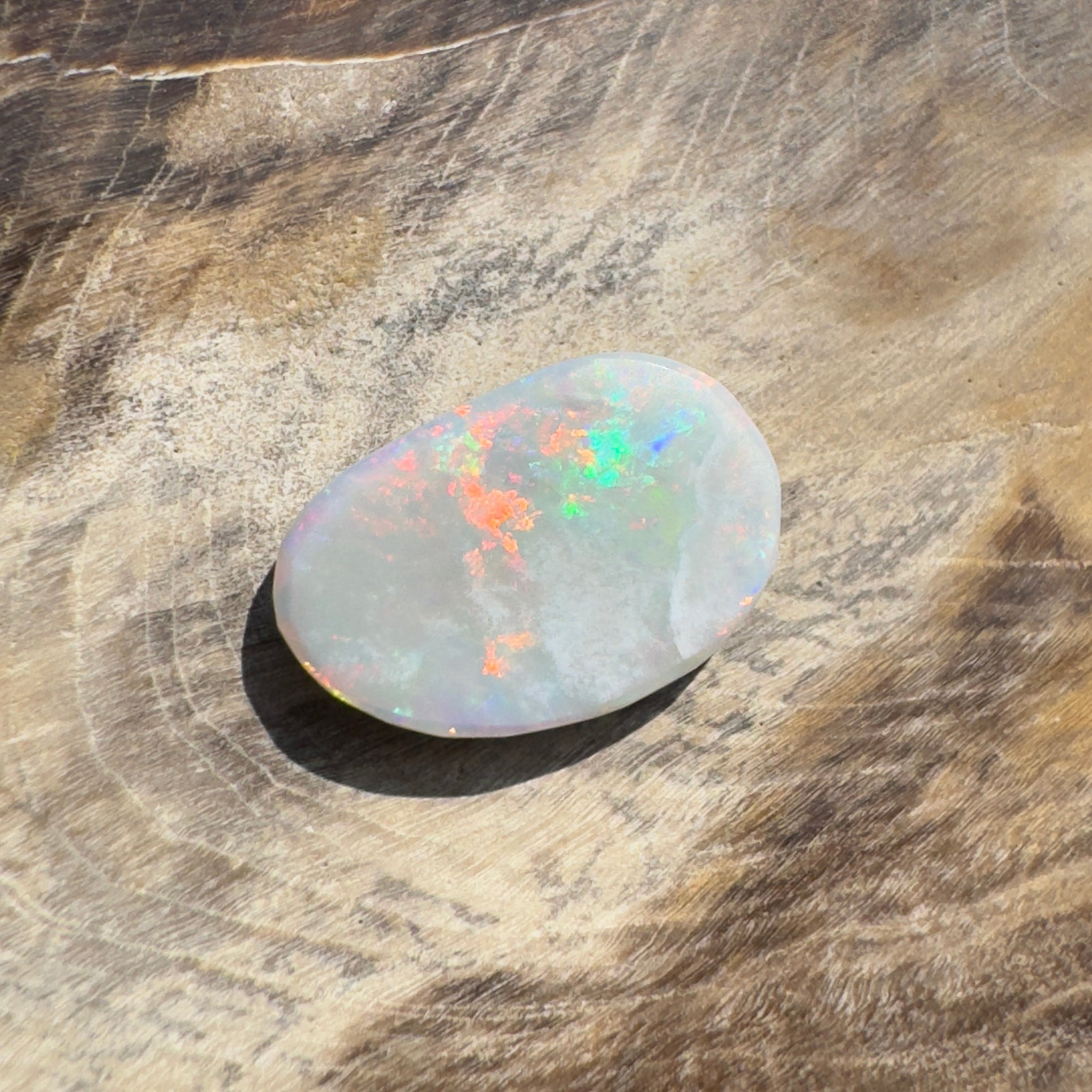 1.2ct Hand - cut Solid Lightning Ridge Opal