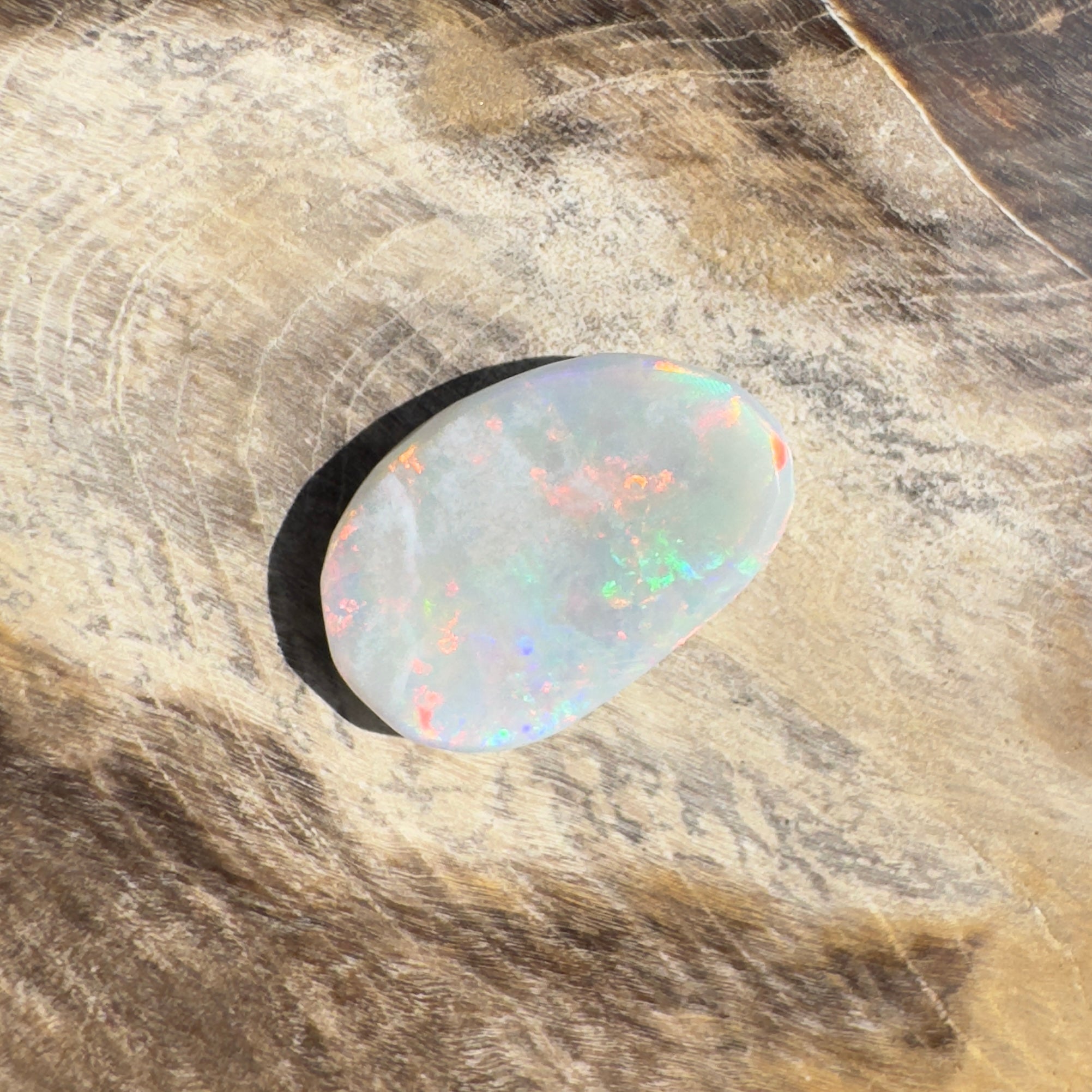 1.2ct Hand - cut Solid Lightning Ridge Opal