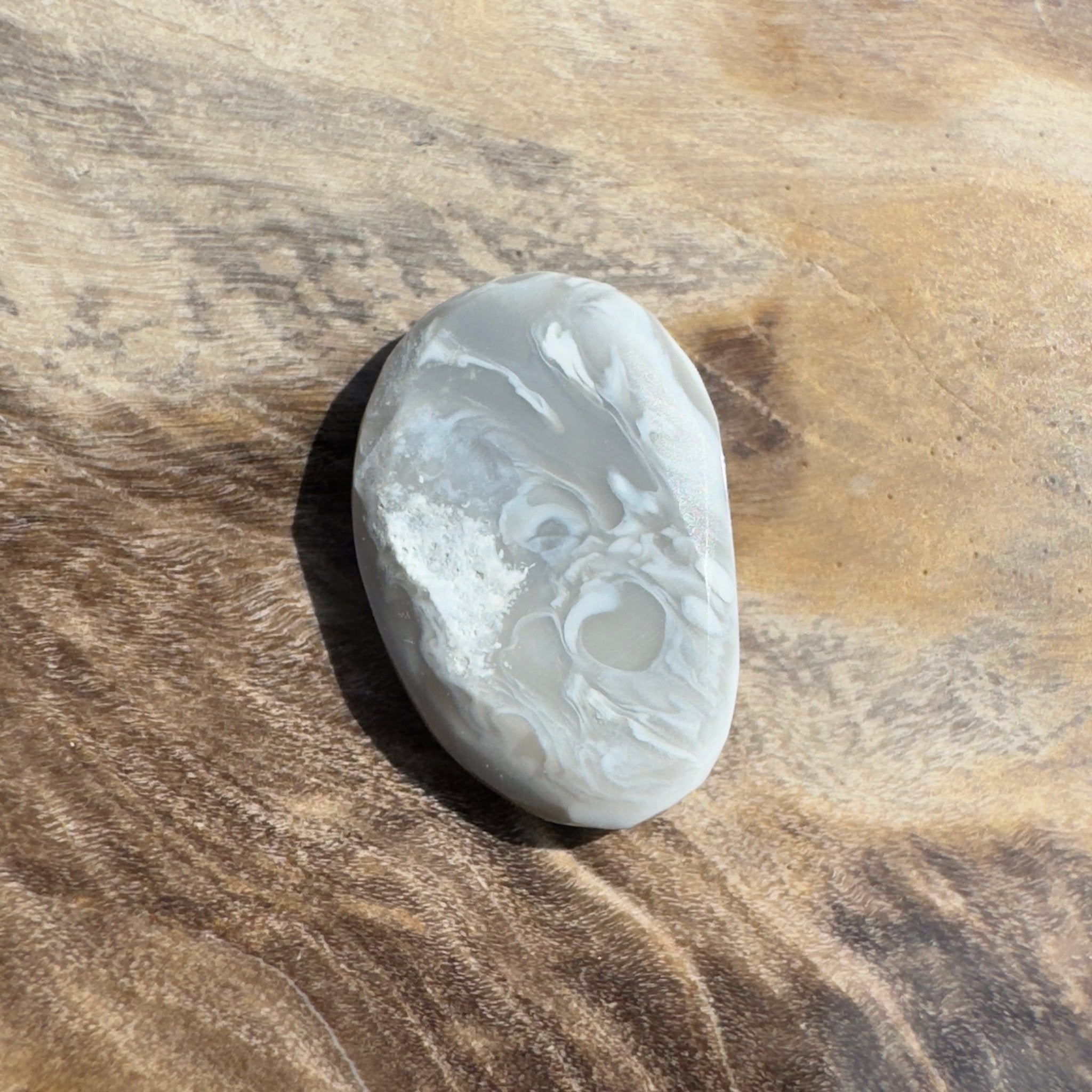 1.2ct Hand - cut Solid Lightning Ridge Opal