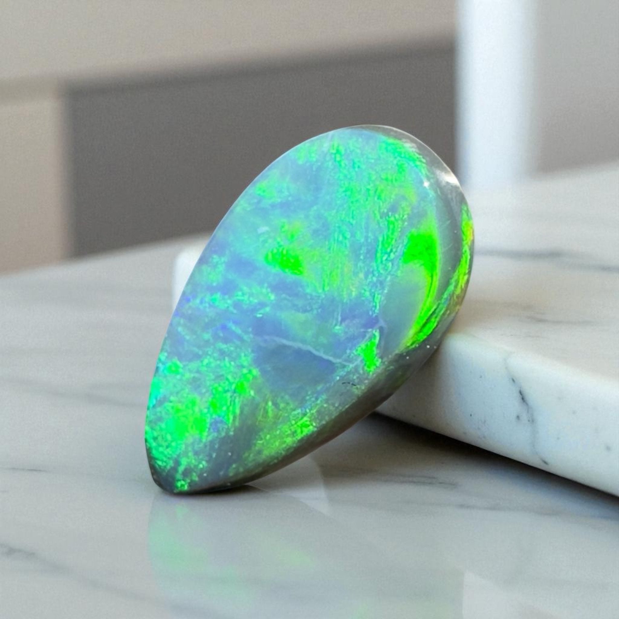 1.3CT Hand - cut Solid Australian Lightning Ridge Black Opal
