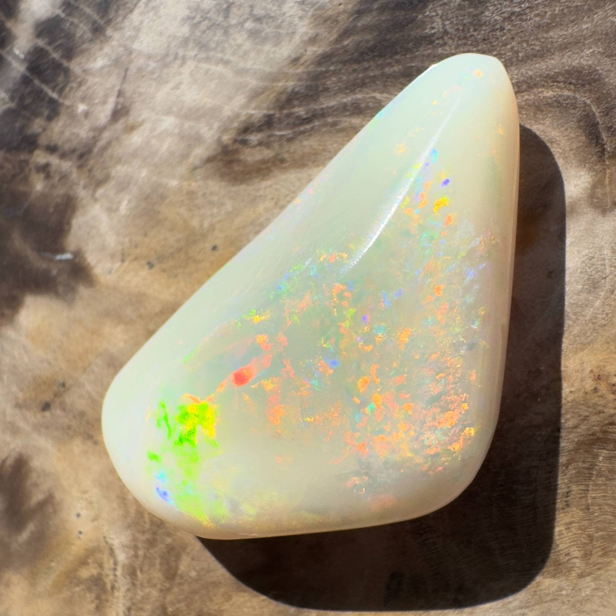 15.4ct Hand - cut Solid Australian Coober Pedy Opal